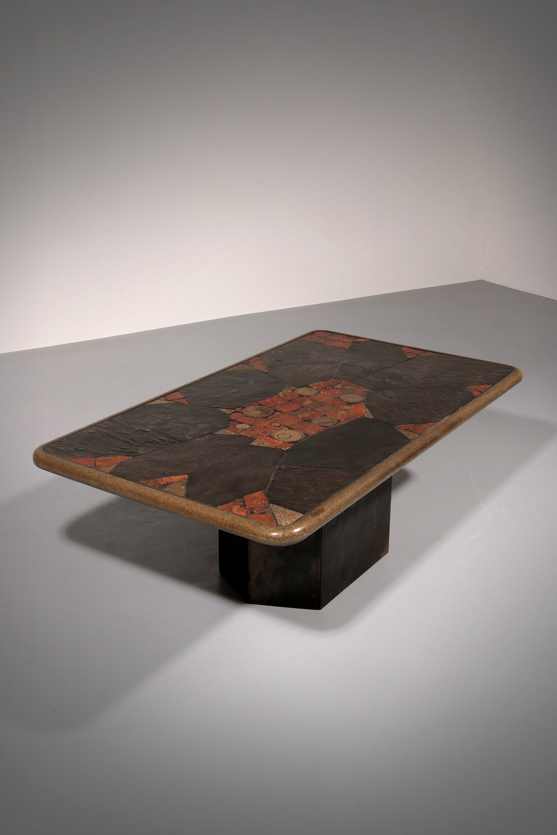 Elegant Mosaic Stone Coffee Table in the Style of Paul Kingma – Brass & Natural Stone Details