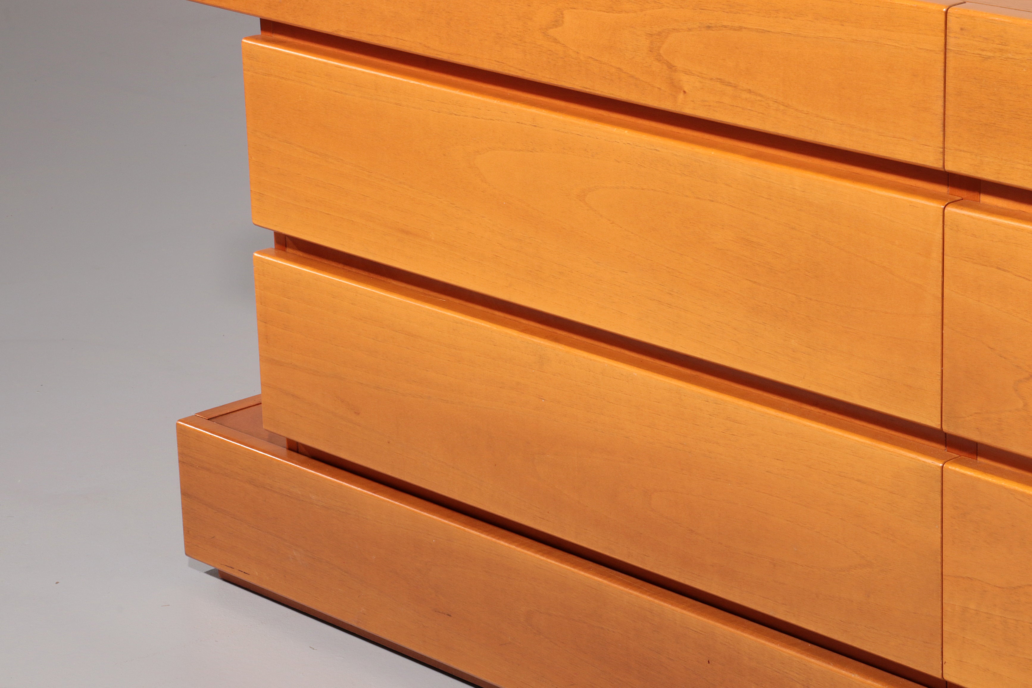 Post modern custom 8 drawer floating dresser blonde geometric design Italy