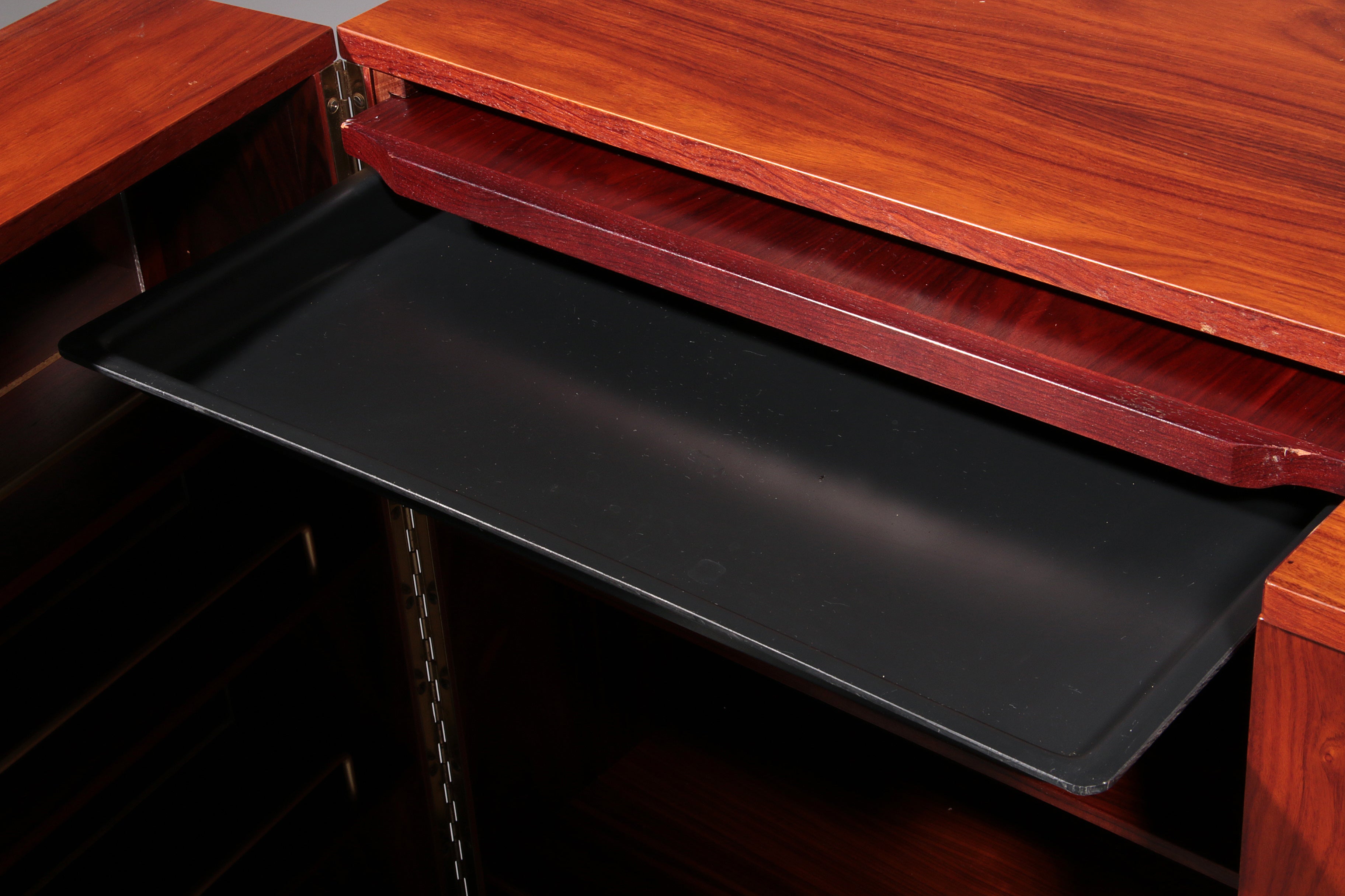 Timeless Scandinavian Mini-Bar with Mid-Century Charm 1960