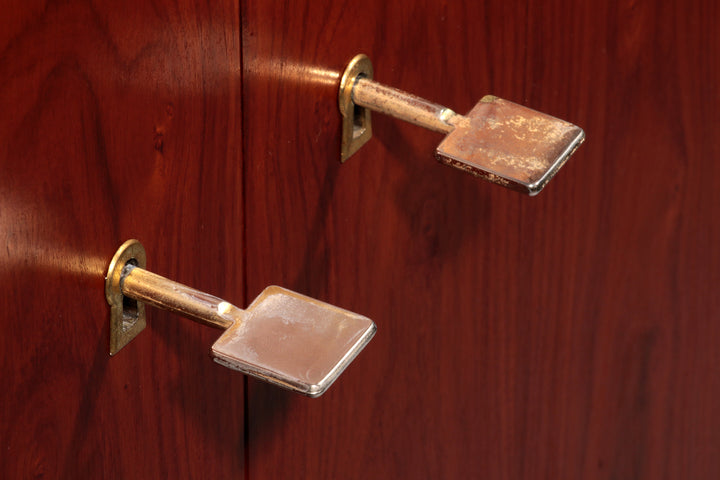 Timeless Scandinavian Mini-Bar with Mid-Century Charm 1960