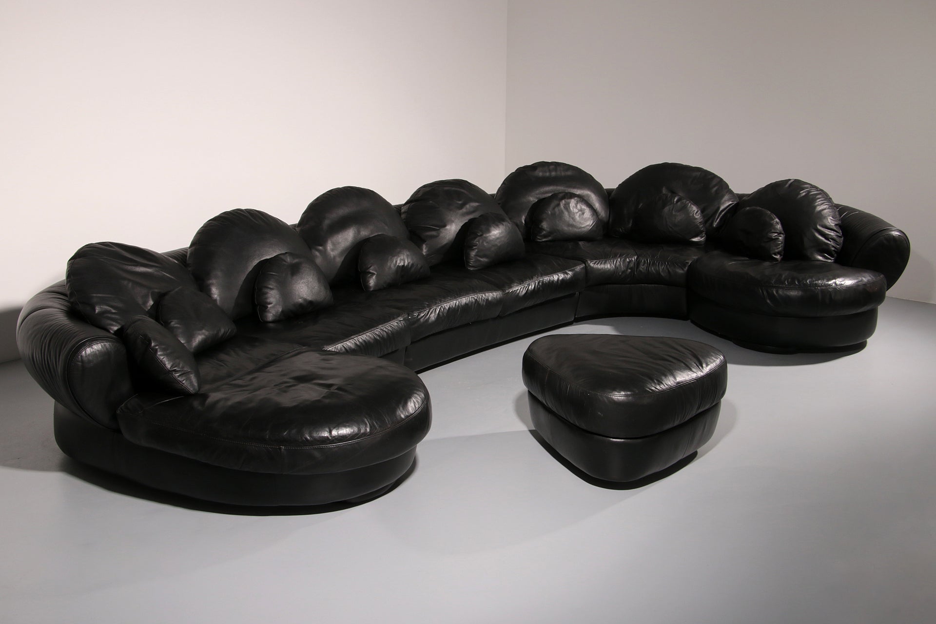 Organically Shaped Post-Modern Sectional Sofa in Black Leather