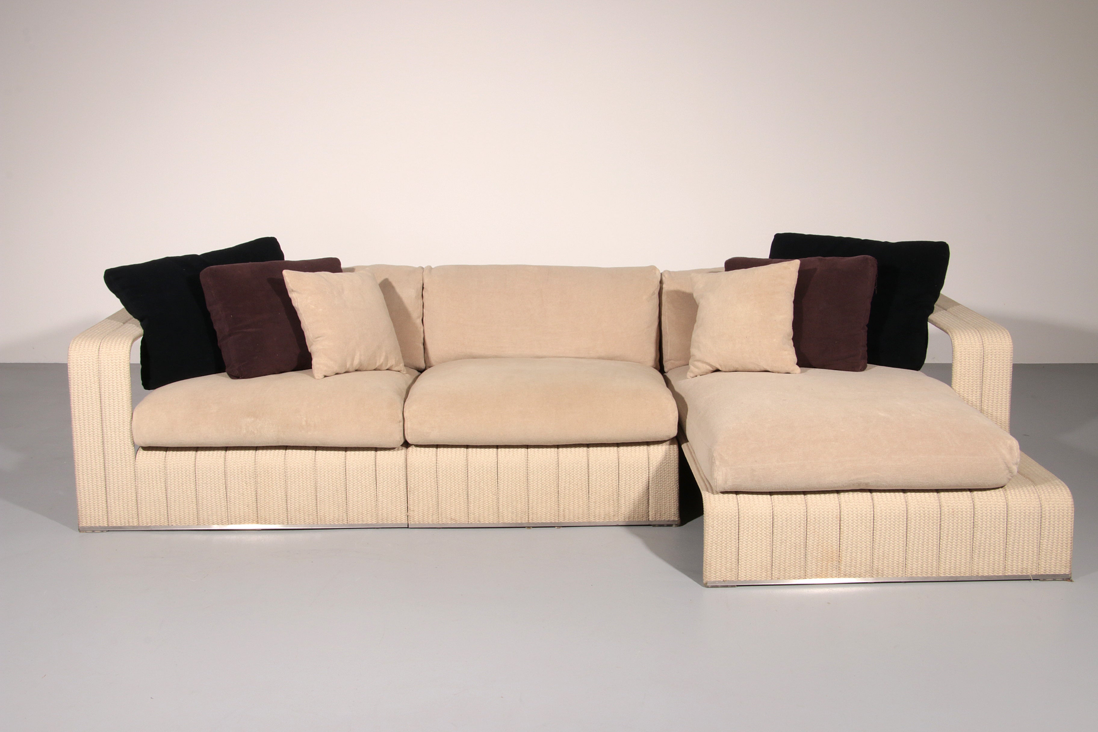 Paola Lenti Lounge seat and table The Art of Outdoor Elegance