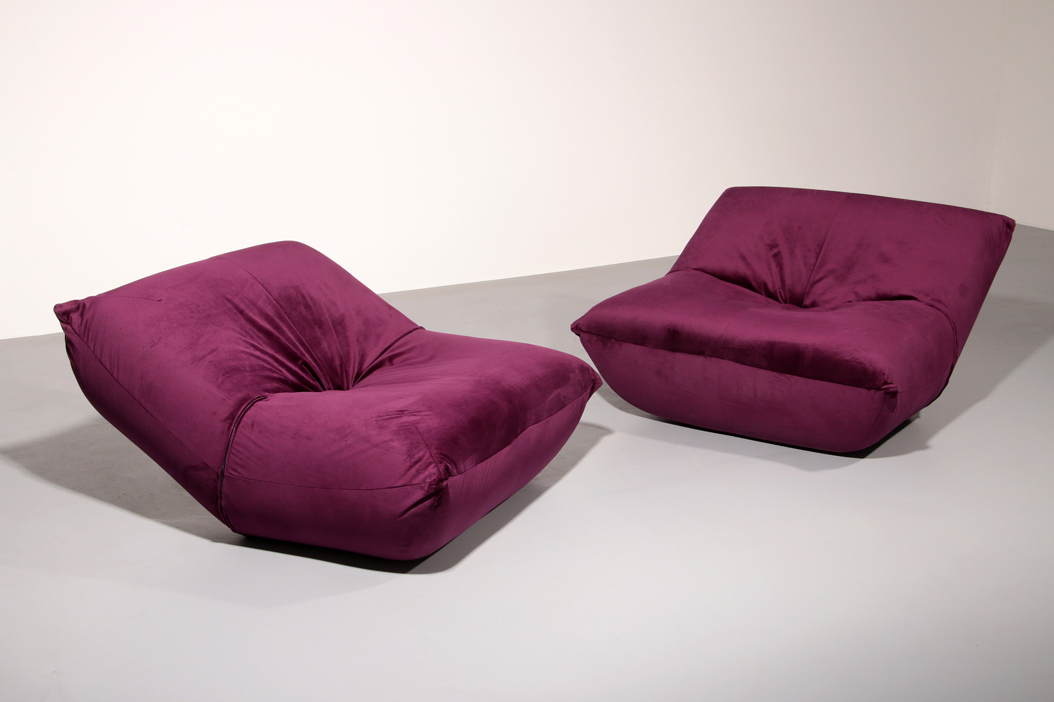 Purple Papillon Lounge Chairs by Guido Maria Rosati for Giovannetti Mind condition