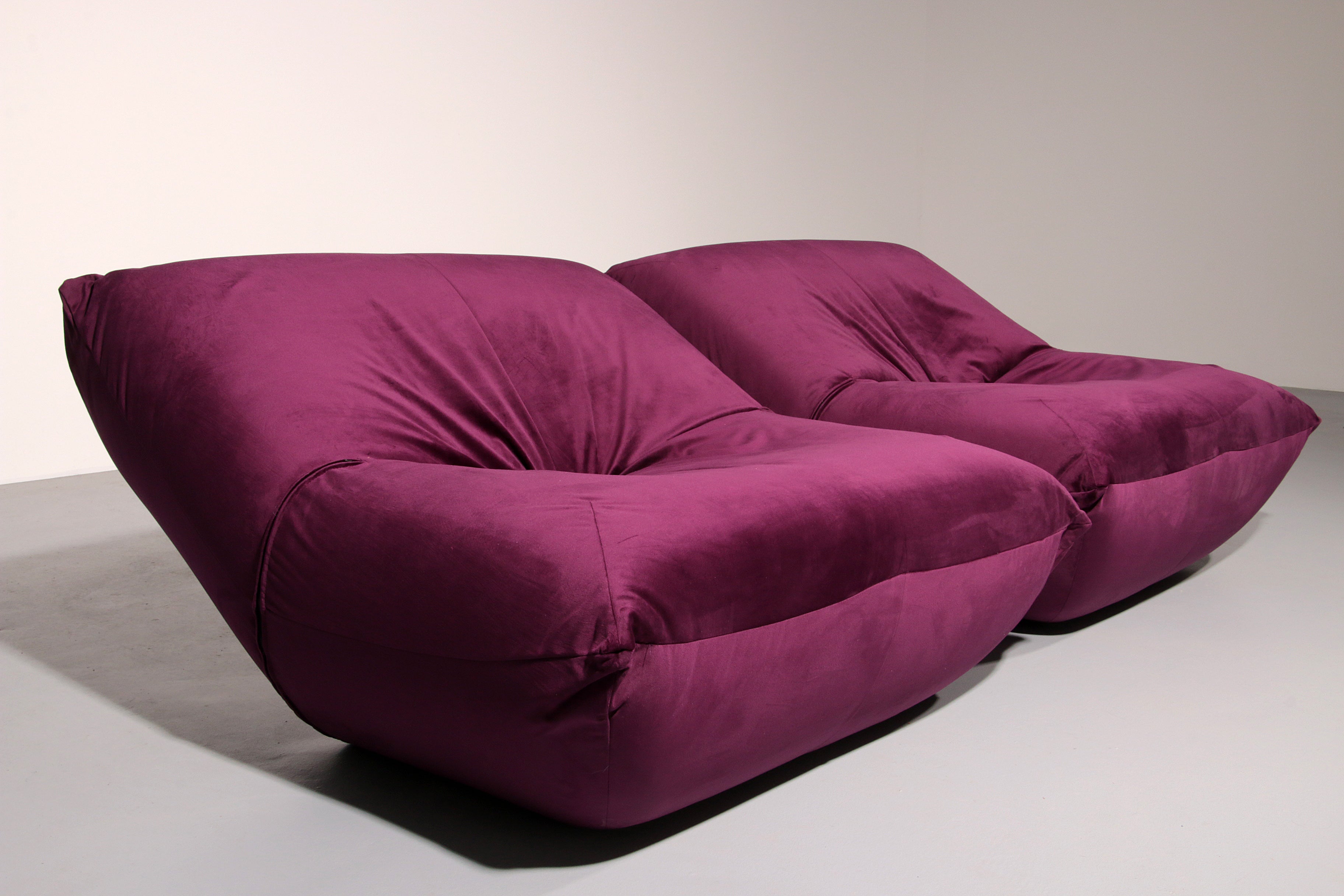 Purple Papillon Lounge Chairs by Guido Maria Rosati for Giovannetti Mind condition