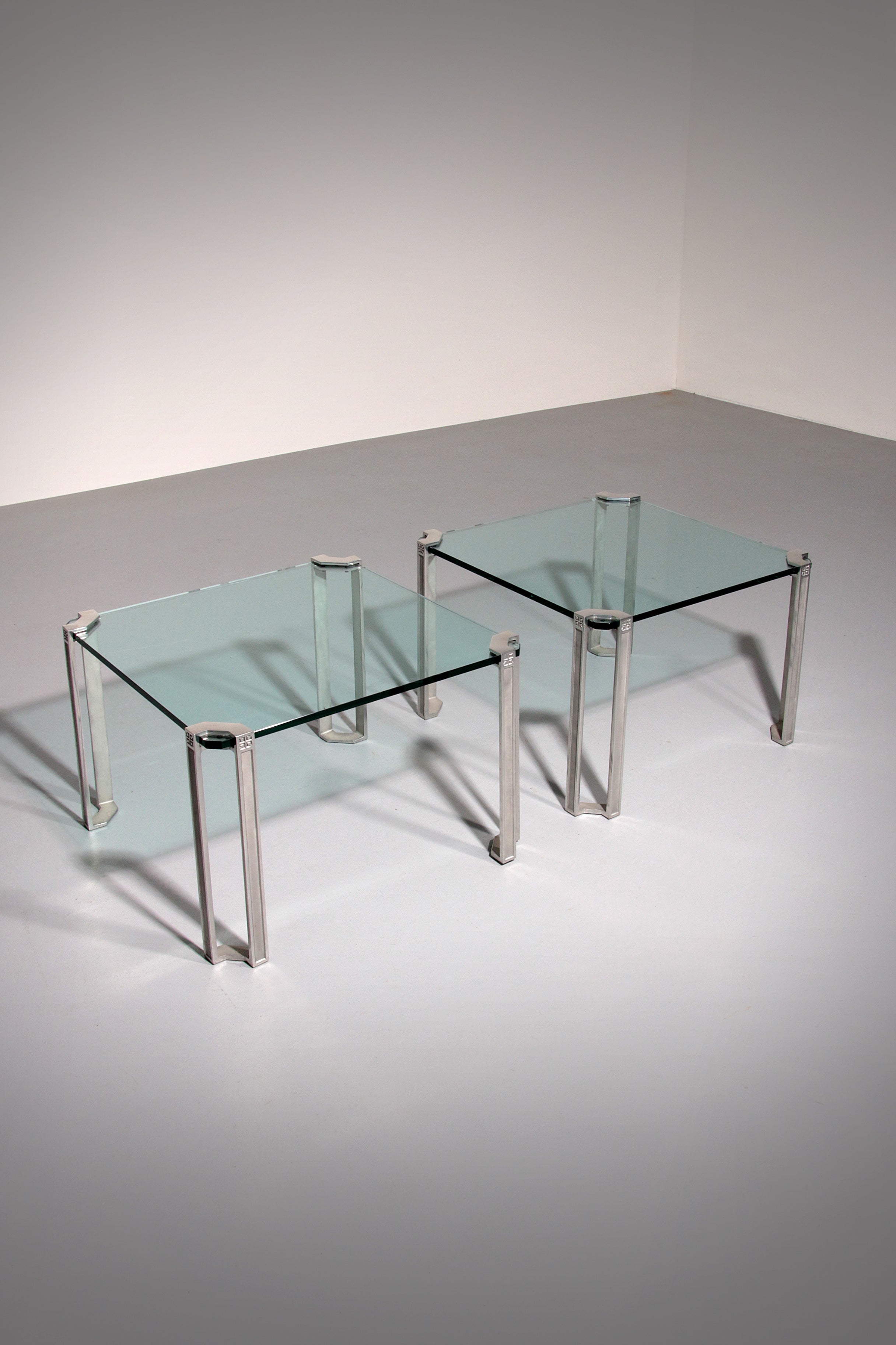 Peter Ghyczy T24 tables a set of two pieces from the 1970s.