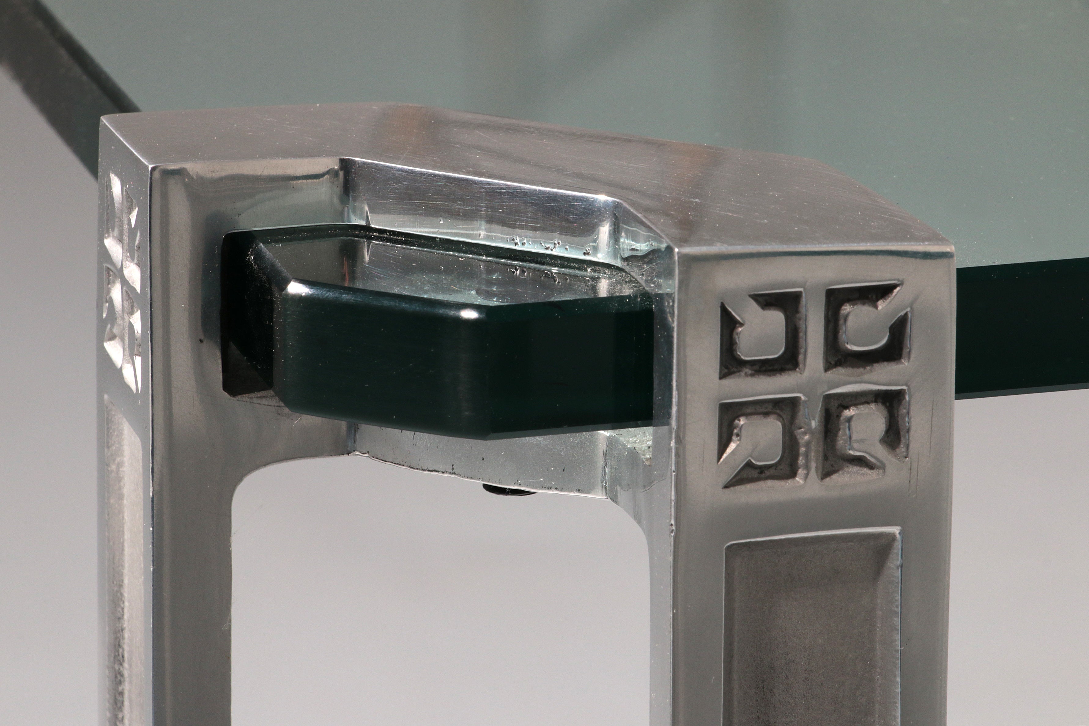 Peter Ghyczy T24 tables a set of two pieces from the 1970s.