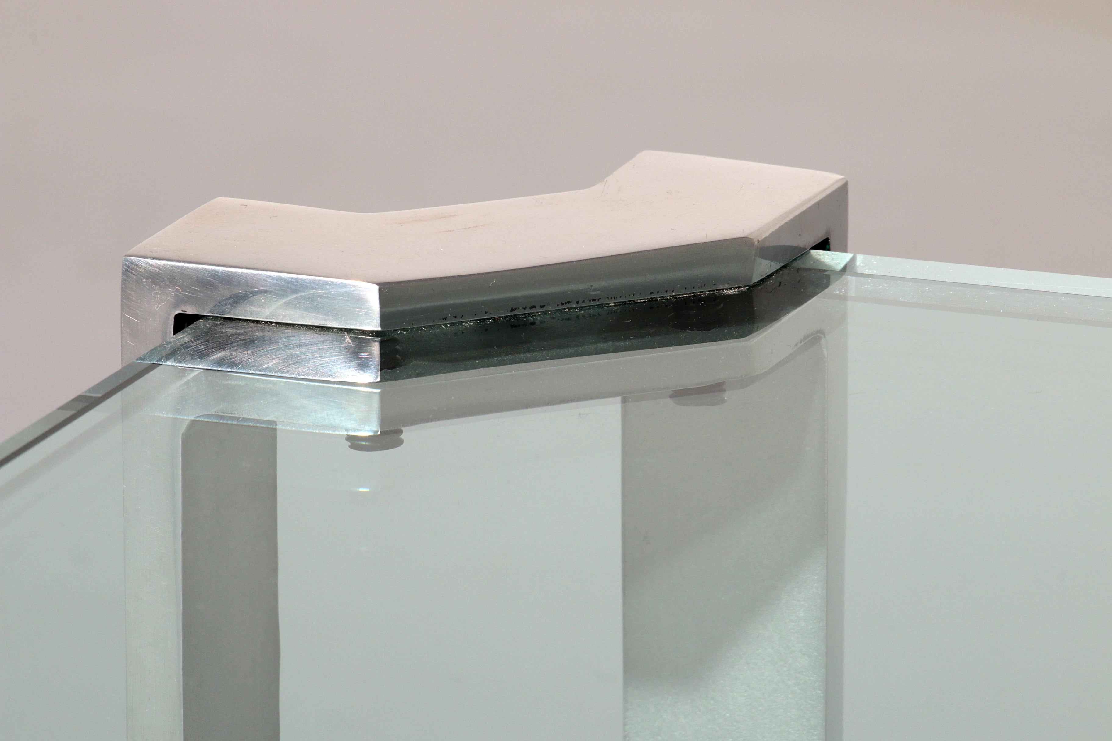 Peter Ghyczy T24 tables a set of two pieces from the 1970s.