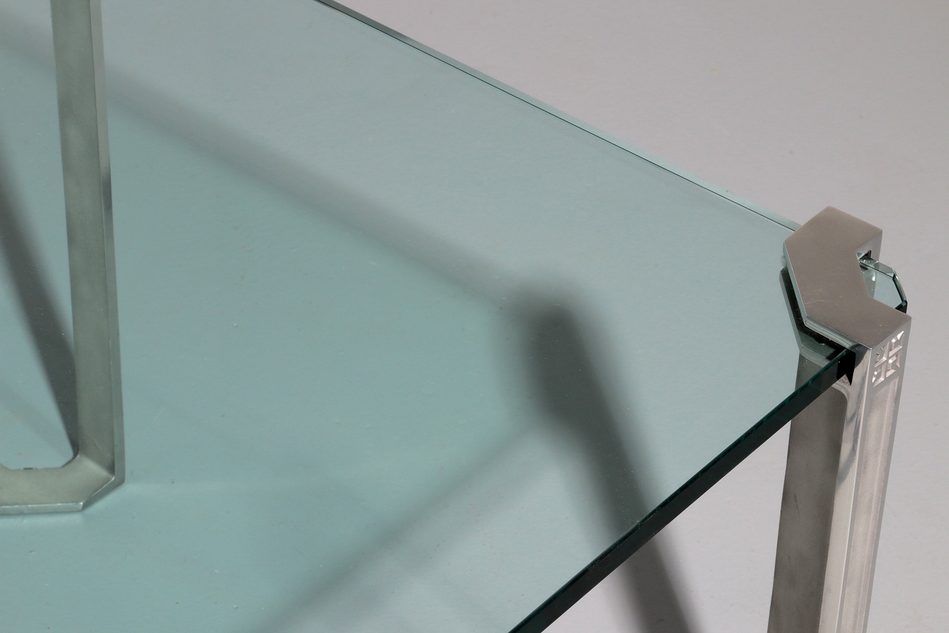 Peter Ghyczy T24 tables a set of two pieces from the 1970s.