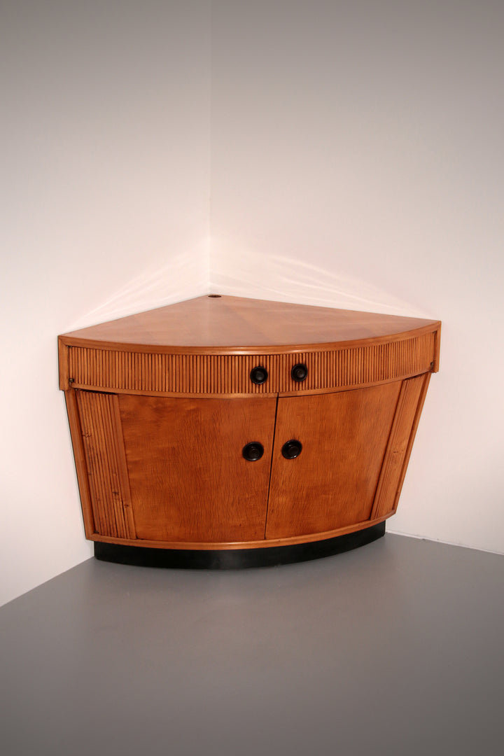 Bar Cabinet in Light Wood attributed to Paolo Buffa, 1940s