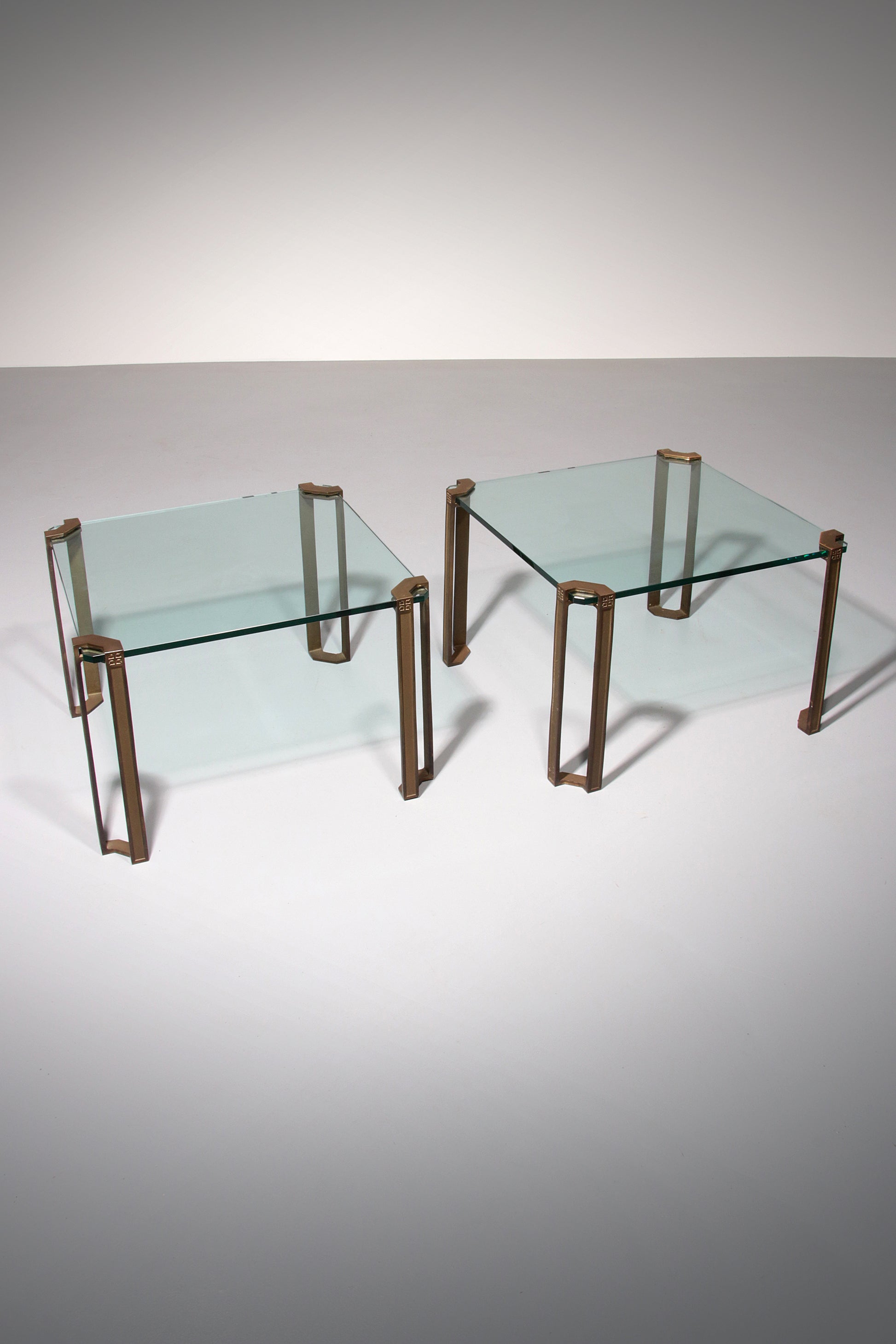 "Timeless Design by Peter Ghyczy – T24 Side Tables from the 1970s" (60x60x45)