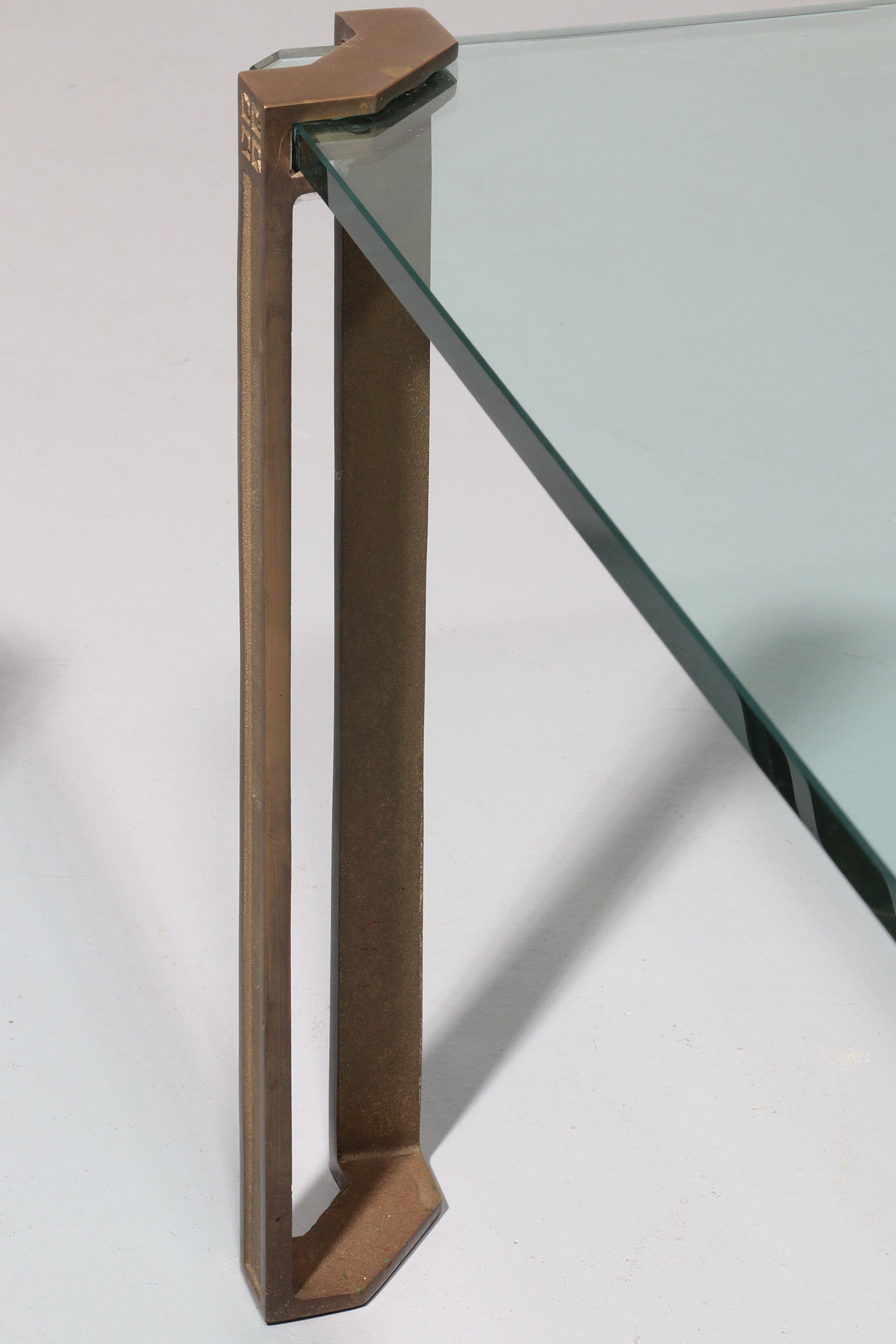 "Timeless Design by Peter Ghyczy – T24 Side Tables from the 1970s" (60x60x45)