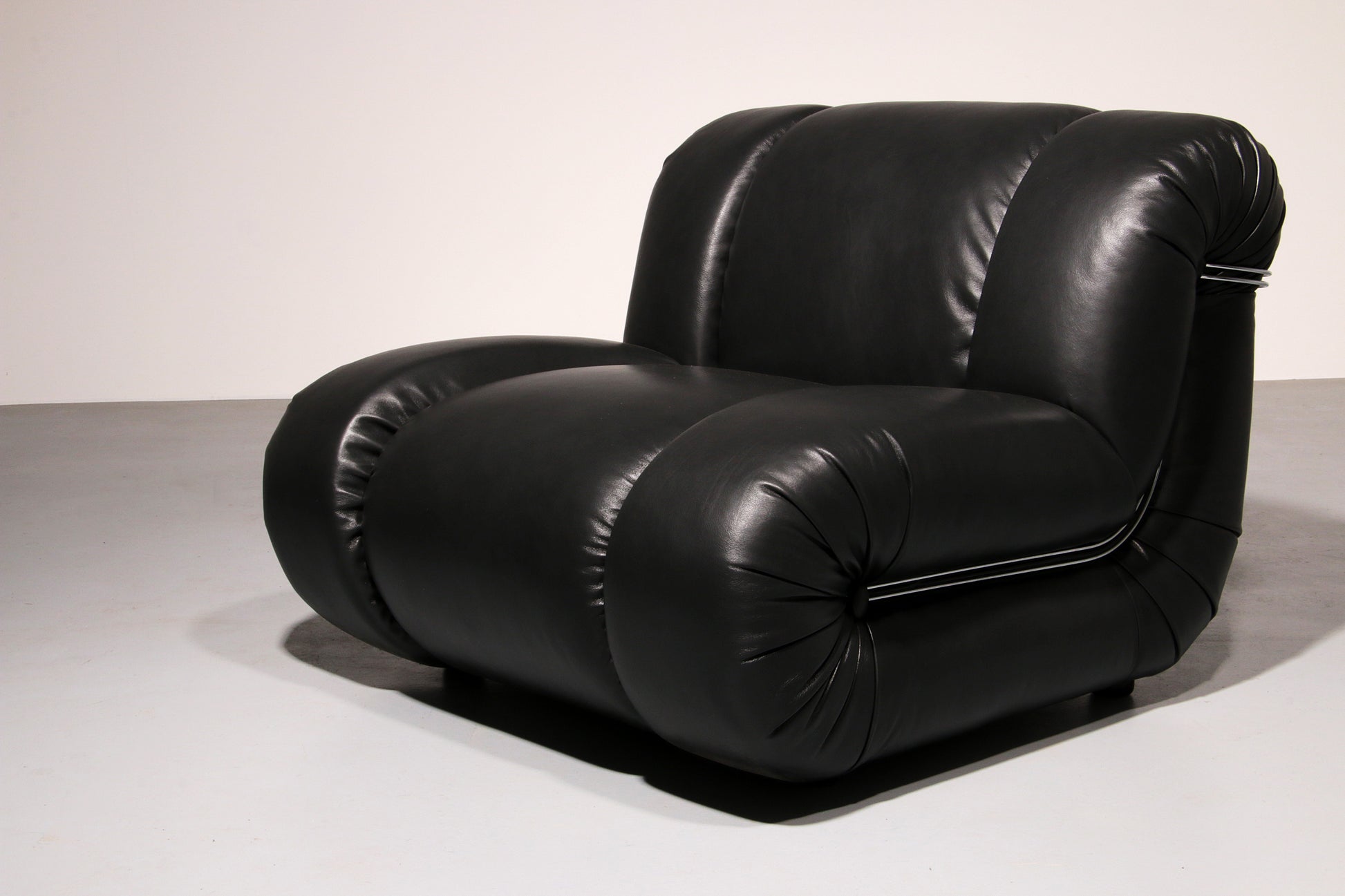Mimo Padova  Black Leader Modulaire Lounge chairs "Velasquez" - 1970
