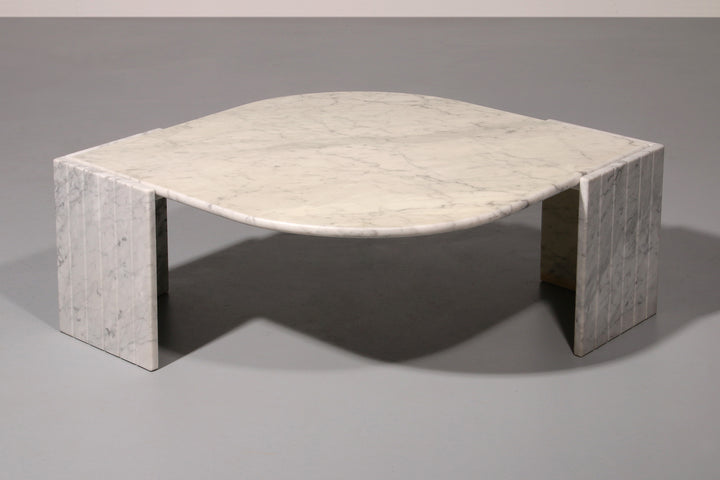 Italian Teardrop Shaped Marble Coffee Table, 1980s 