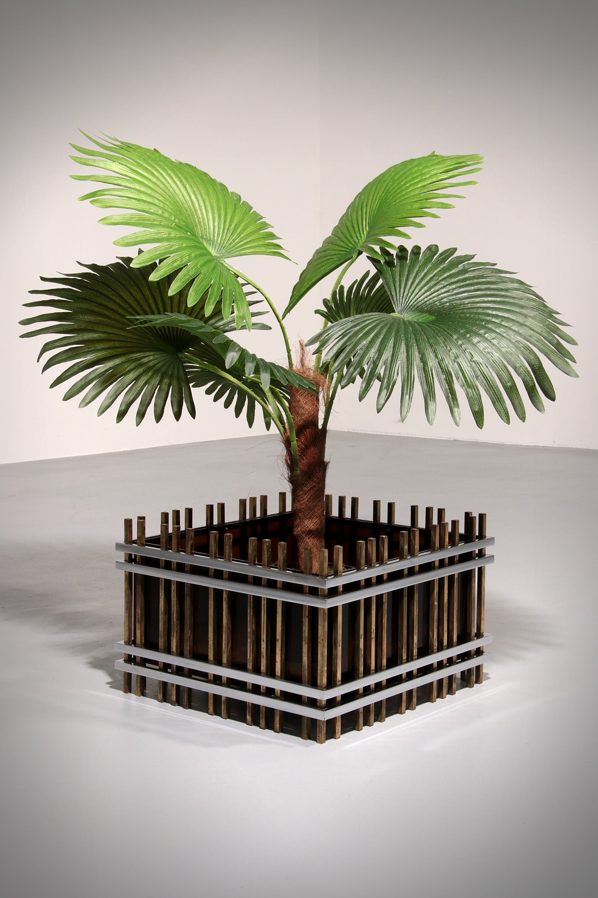 Italian Modernist “Fioriera” Planter Attributed to Romeo Rega – Brass, Chrome &  Acrylic