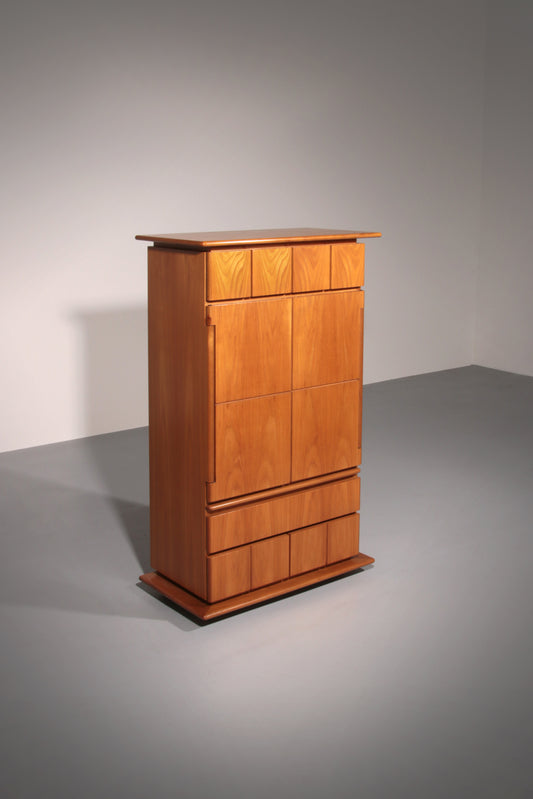Iconic Italian Design Cabinet “Il Cerniera” by Silvana Arcelli Montanari for Tonelli (1970s)