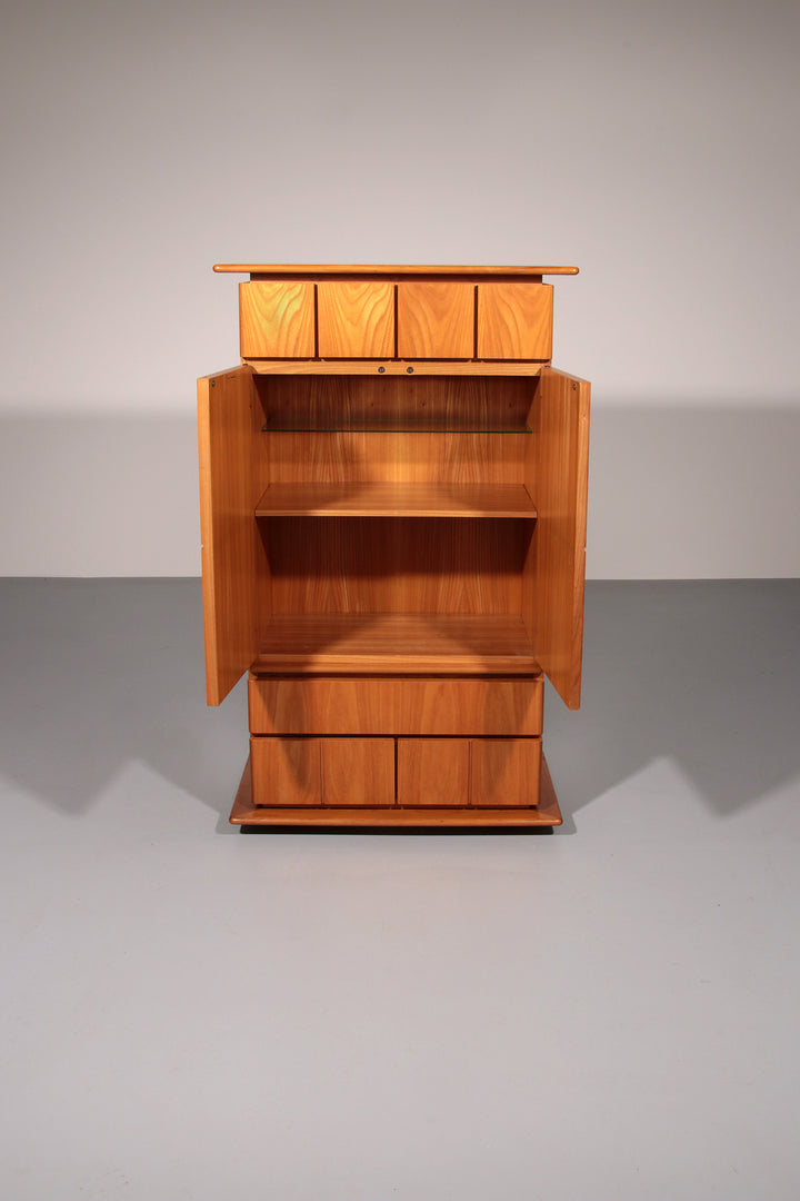 Iconic Italian Design Cabinet “Il Cerniera” by Silvana Arcelli Montanari for Tonelli (1970s)