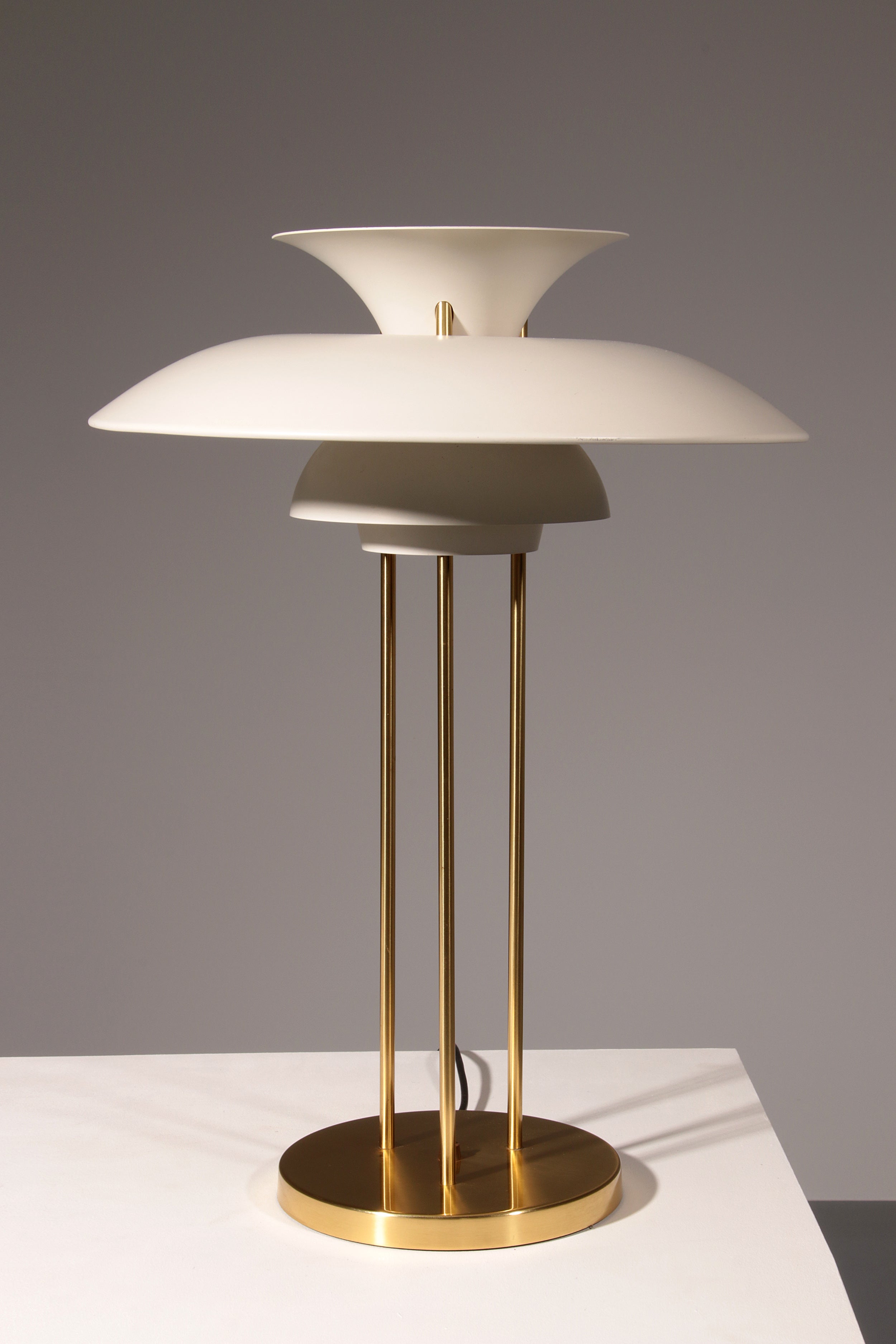 Rare PH 5 Mid-Century Modern Table Lamp by Poul Henningsen for Louis P