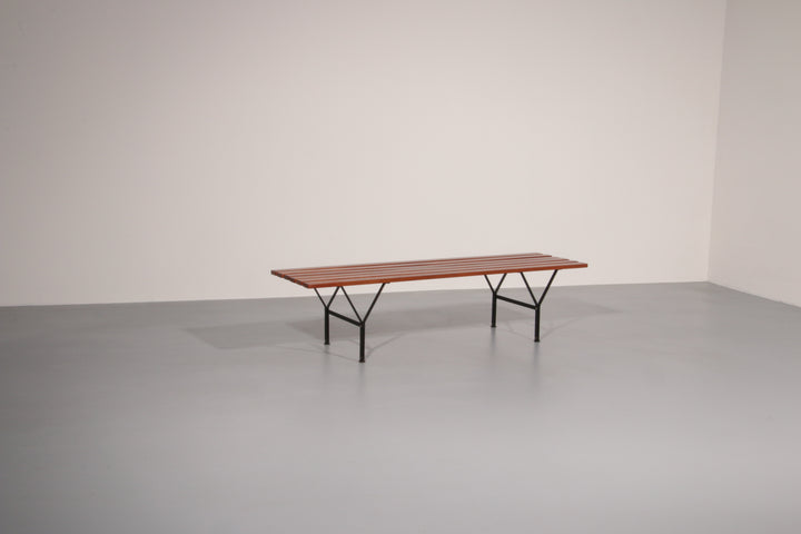 Elegant Italian Mid-Century Bench in Wood and Black Metal, 1960s, Ico Parisi Style