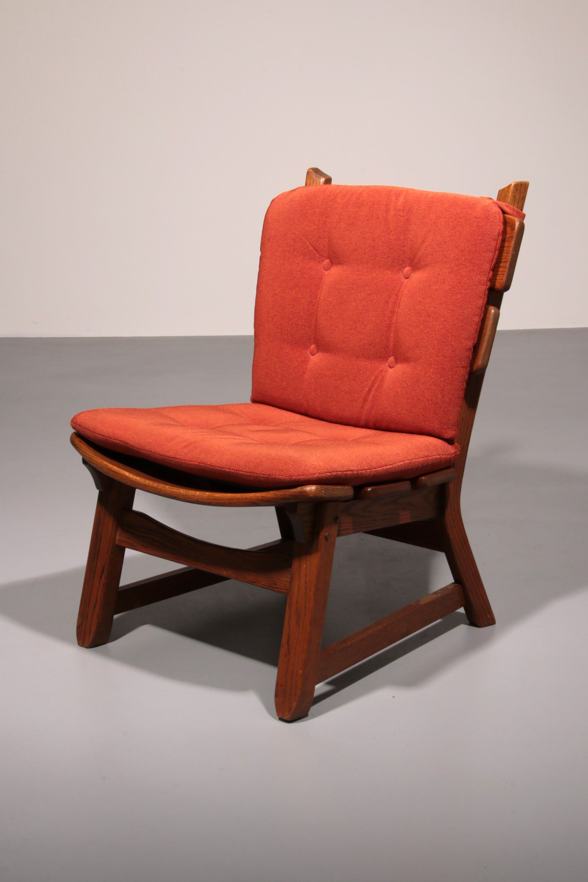 Dutch design stained solid oak chairs by Dittmann & Co for AWA 1960s