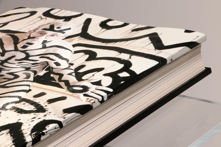 Annie Leibovitz x Keith Haring SUMO – Signed Limited Collector’s