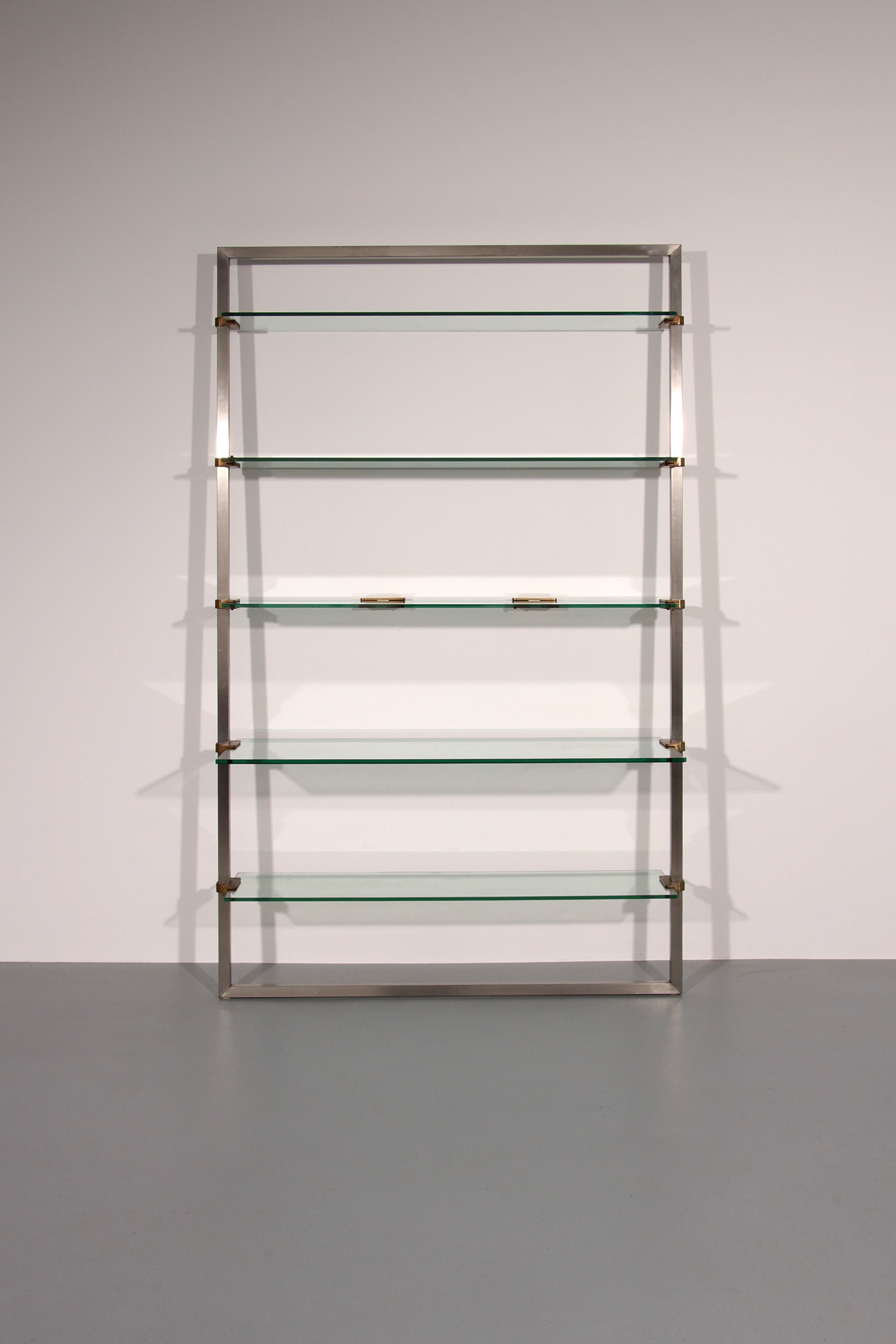 Peter Ghyczy 1970 Corner Cabinet – Iconic Stainless Steel and brass Model R16