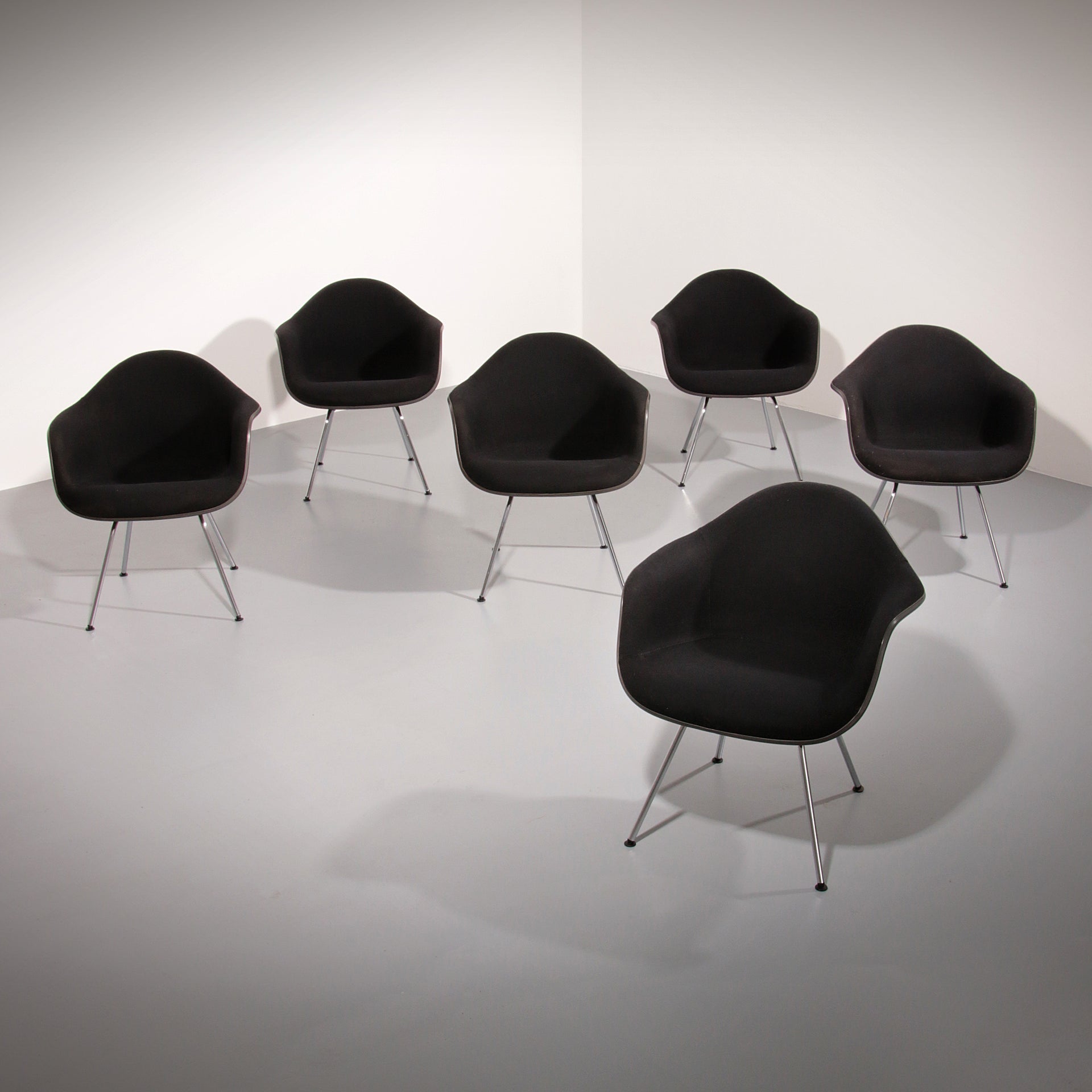 Dining chairs by Charles Eames and Ray Eames Model Dax 1970