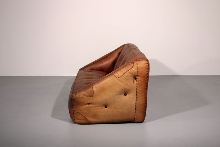 Rare 1970s Italian Brutalist Leather Loveseat – Sculptural Two-Seater