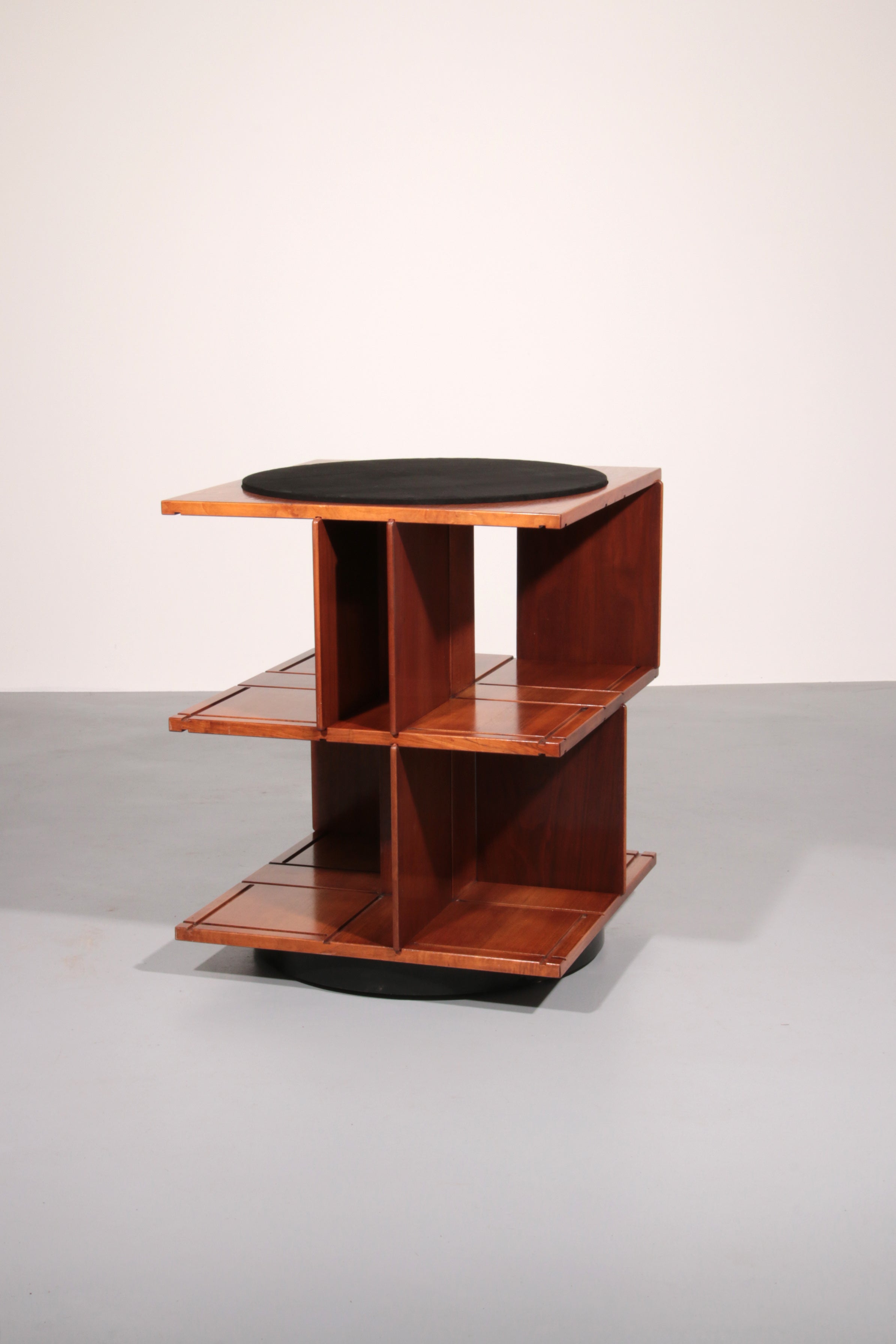 Gianfranco Frattini revolving modular bookcase model 823,1963 Italy