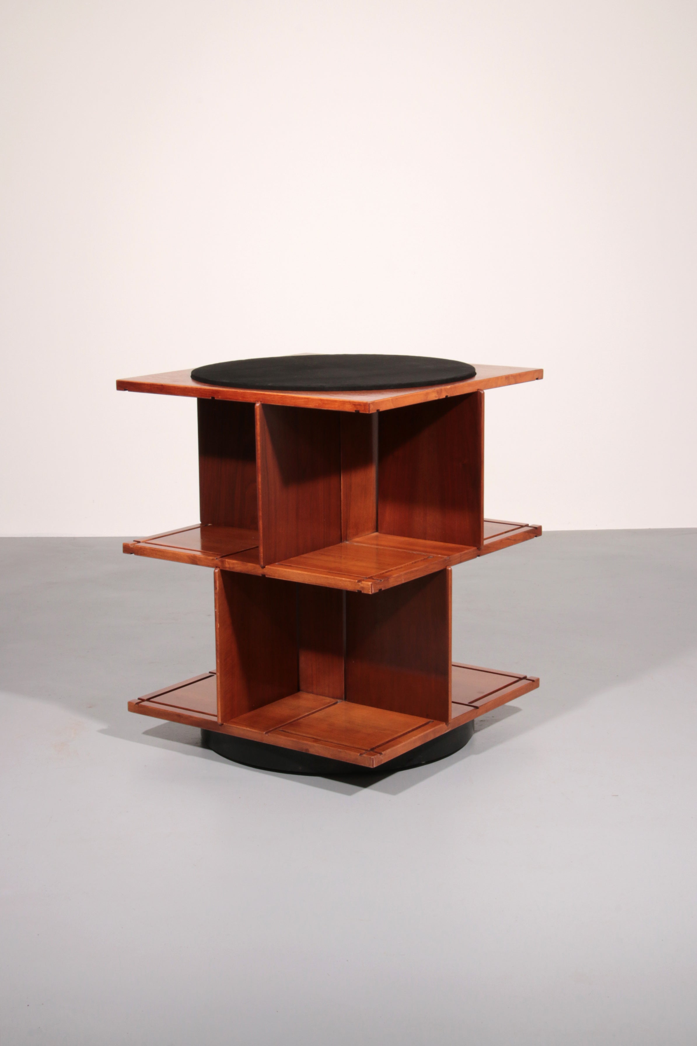 Gianfranco Frattini revolving modular bookcase model 823,1963 Italy
