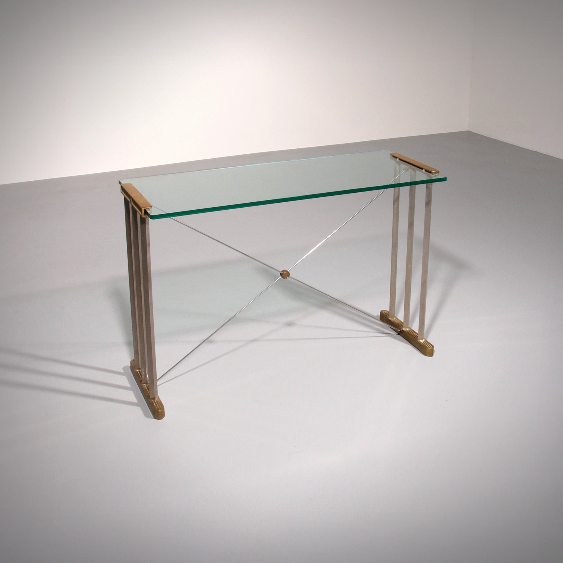 Elegant Midcentury Side Table by Peter Ghyczy Model T34