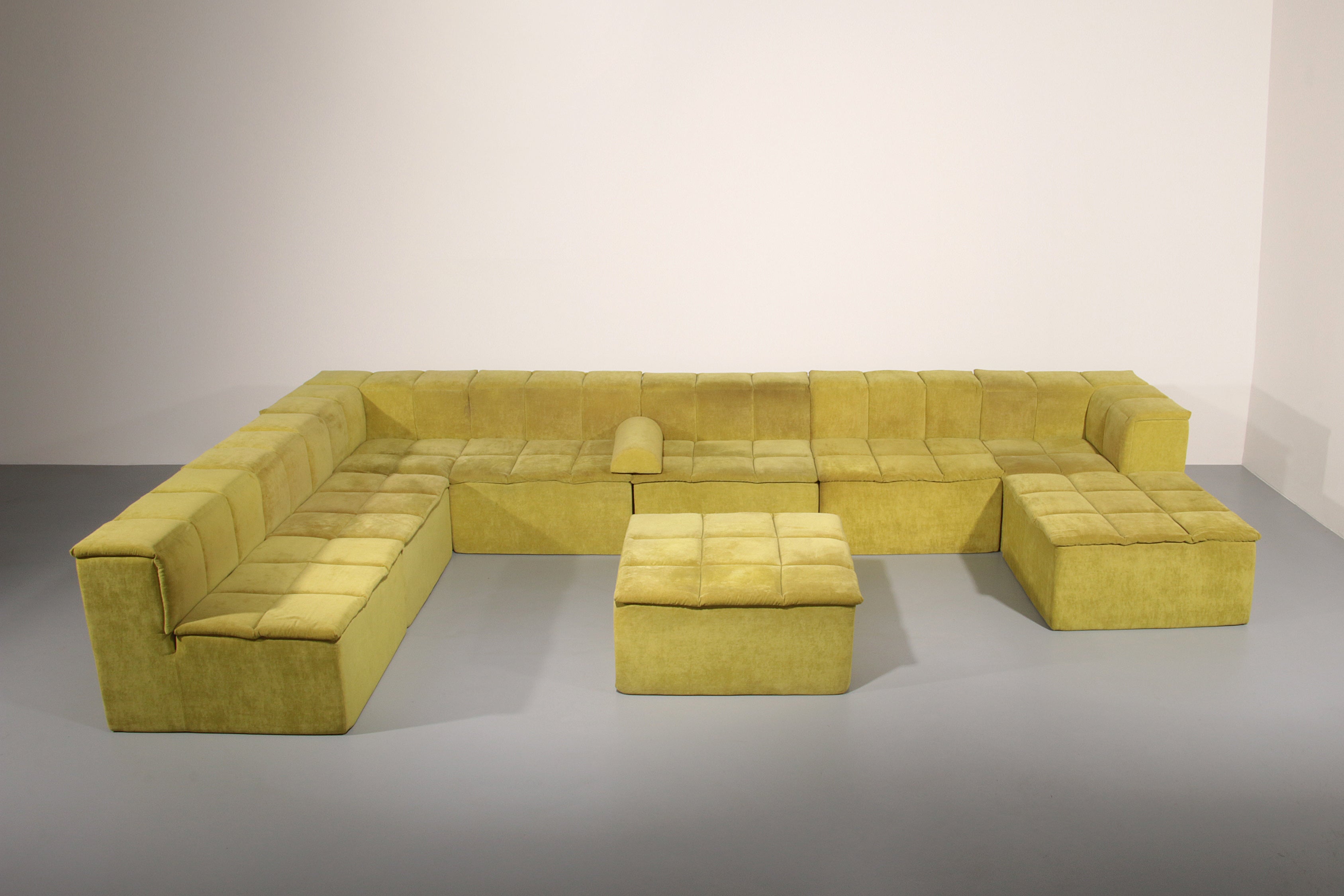  modular sofa modulaire elementen bank ‘green/lime velvet’