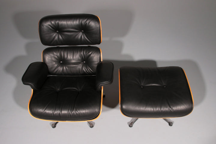 et of Lounge Chair and Ottoman by Charles Eames for Herman Miller, 1960s