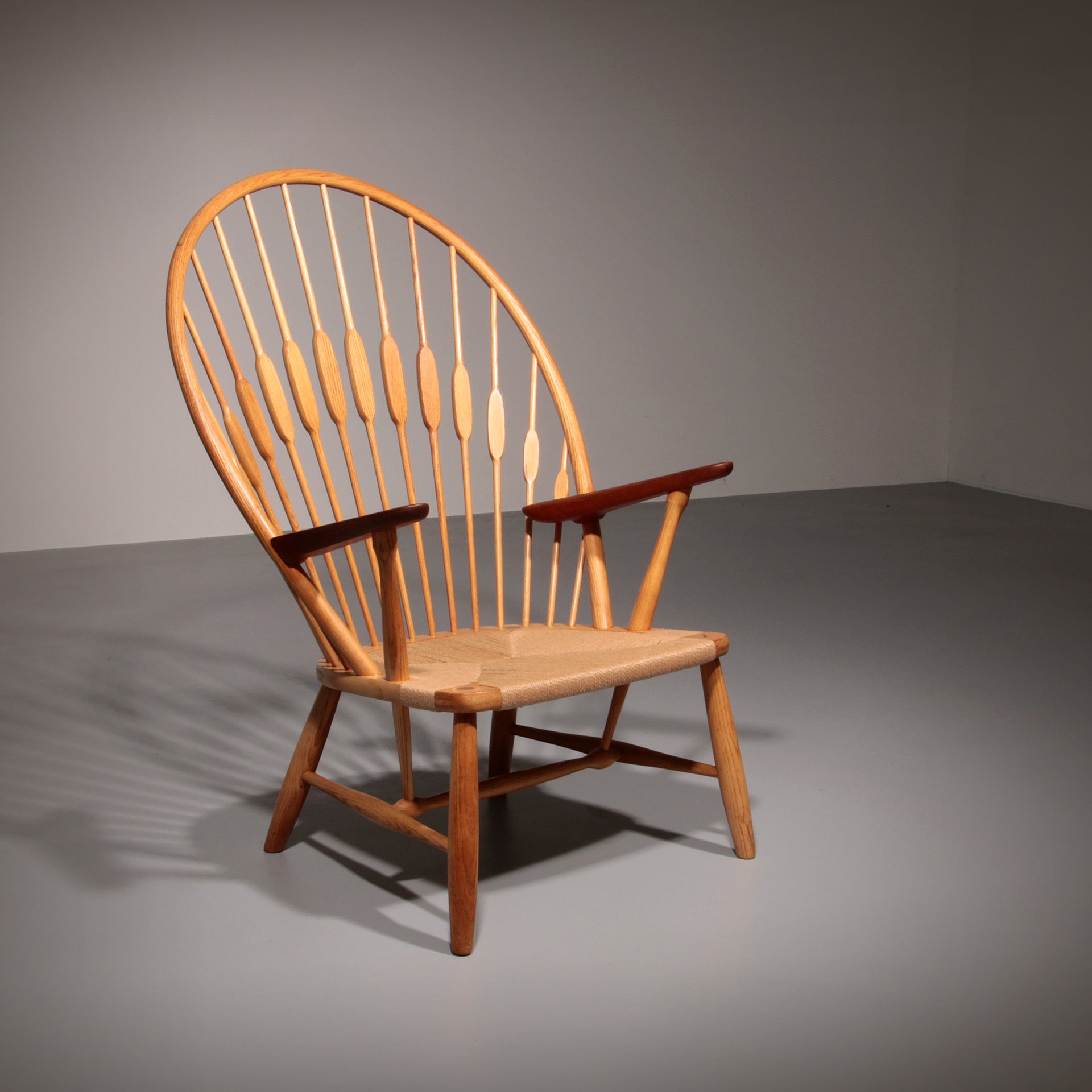 Hans J. Wegner JH-550 Peacock Chair for Johannes Hansen, 1960 Denmark