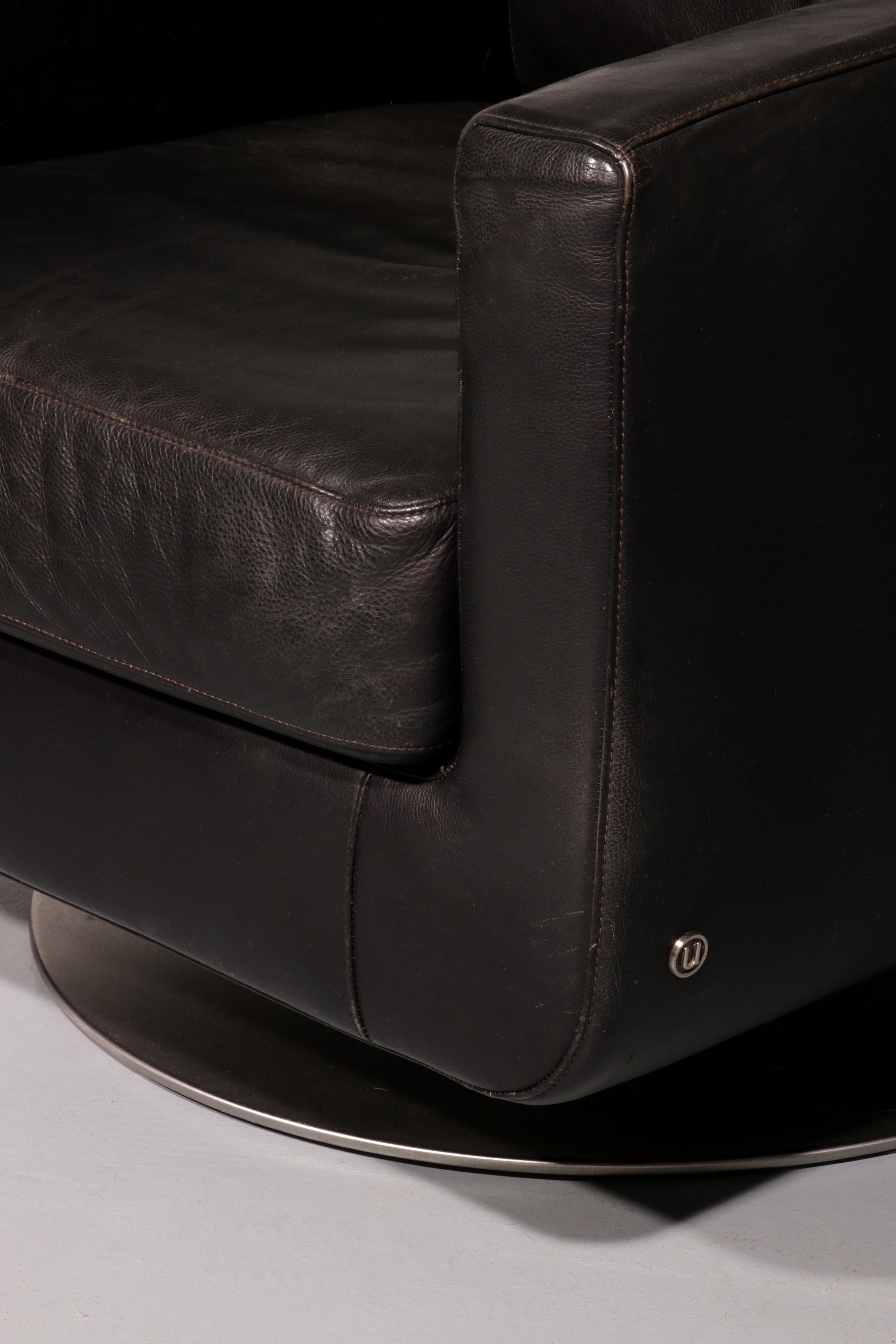 Italian Modern Leather Swivel Lounge Chair Steel by Natuzzi, Italy 1970