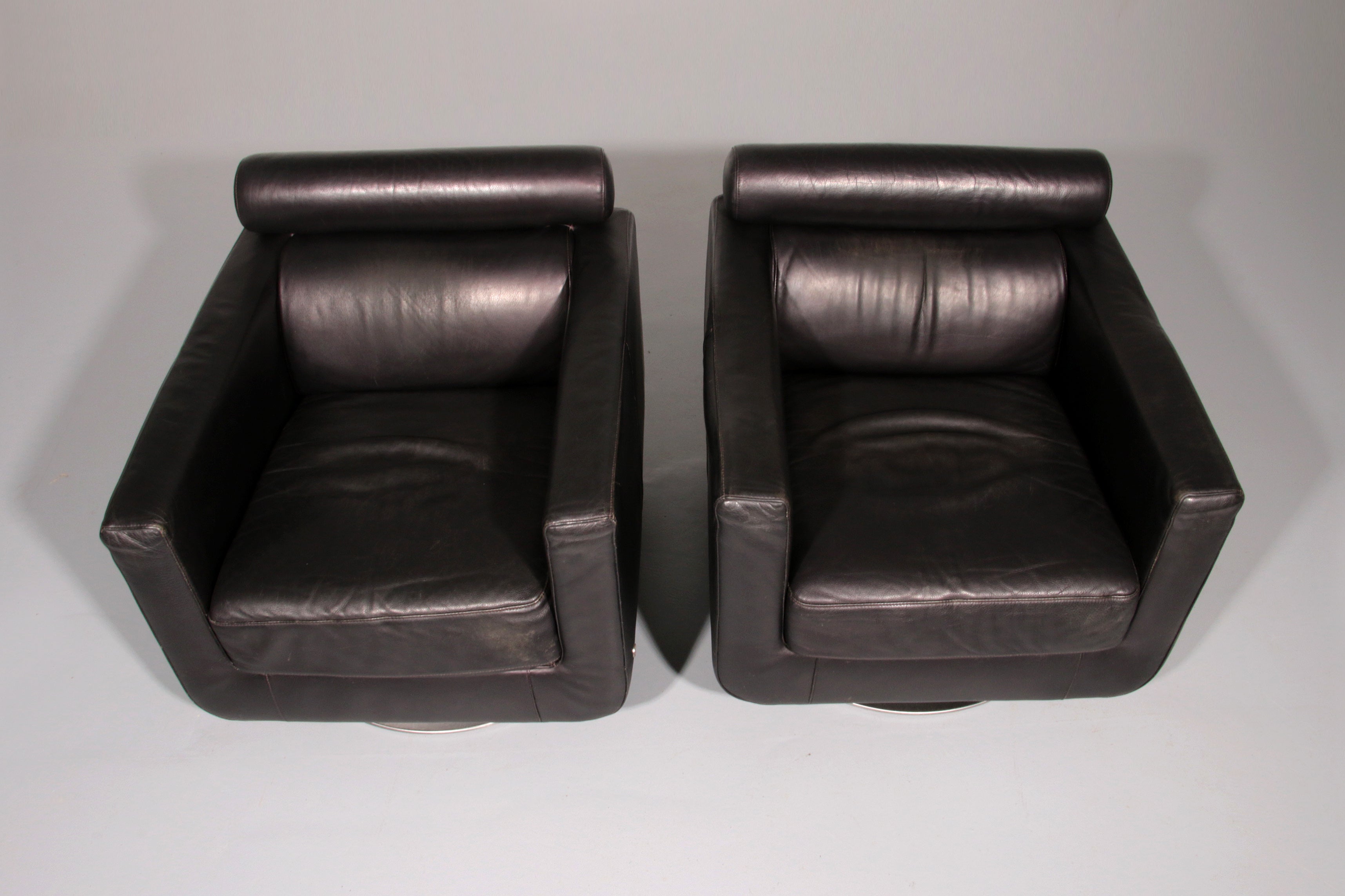Italian Modern Leather Swivel Lounge Chair Steel by Natuzzi, Italy 1970