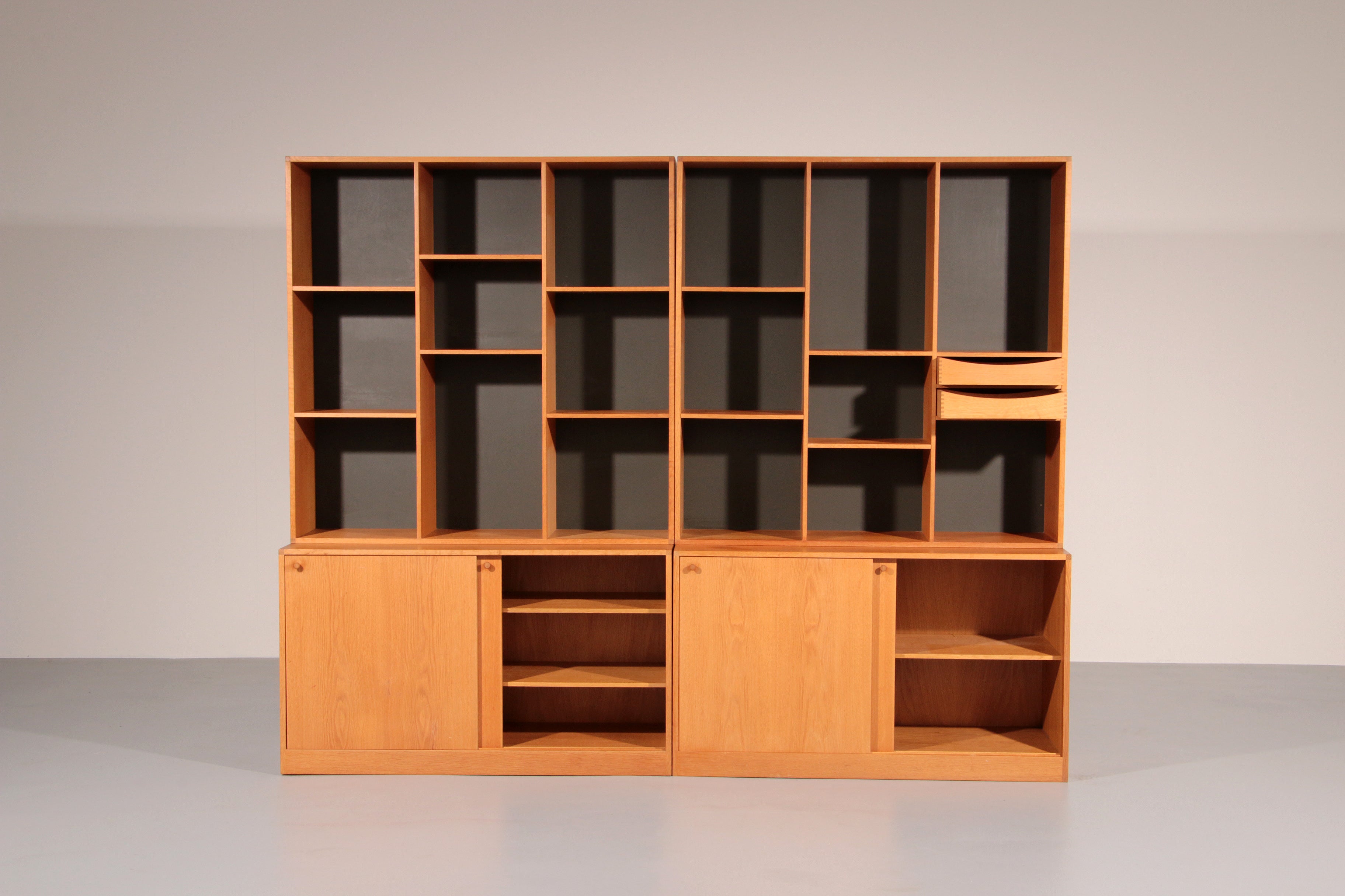 Kurt Østervig Danish Oak Wall Unit – KP Møbler