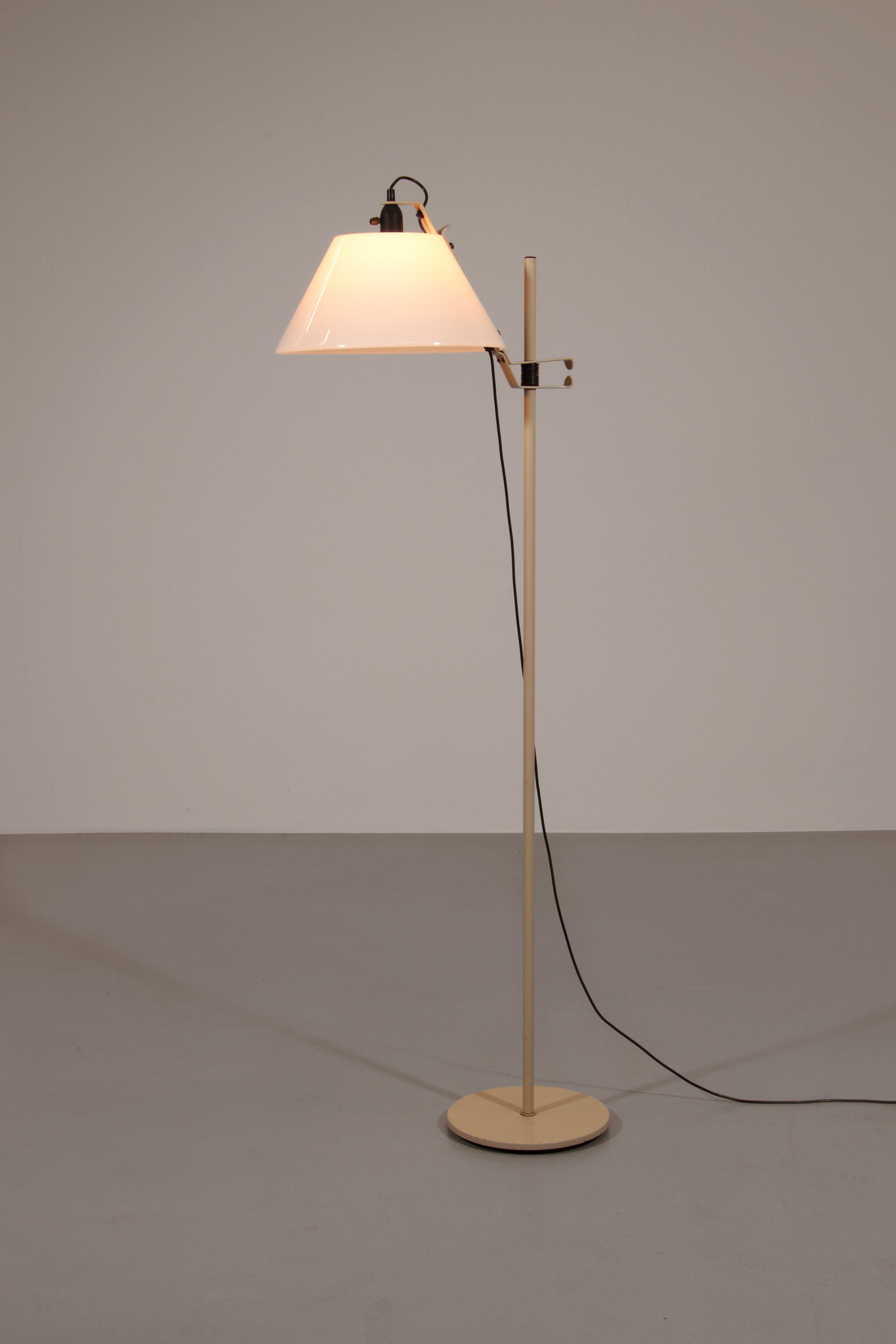 Estel by Studi Blanc, Joan Antoni Blanc design for Metalarte, 80's Spain