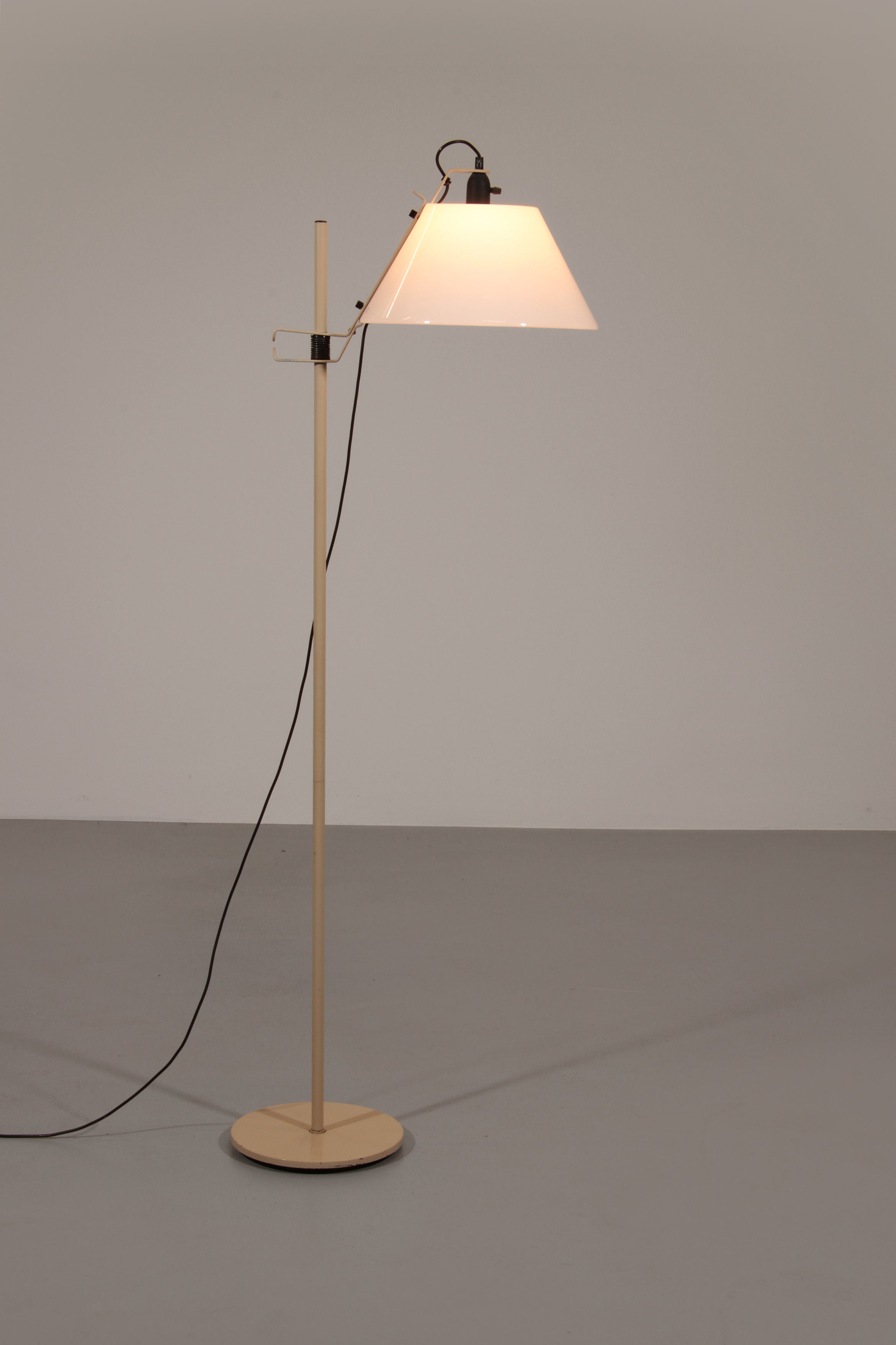 Estel by Studi Blanc, Joan Antoni Blanc design for Metalarte, 80's Spain