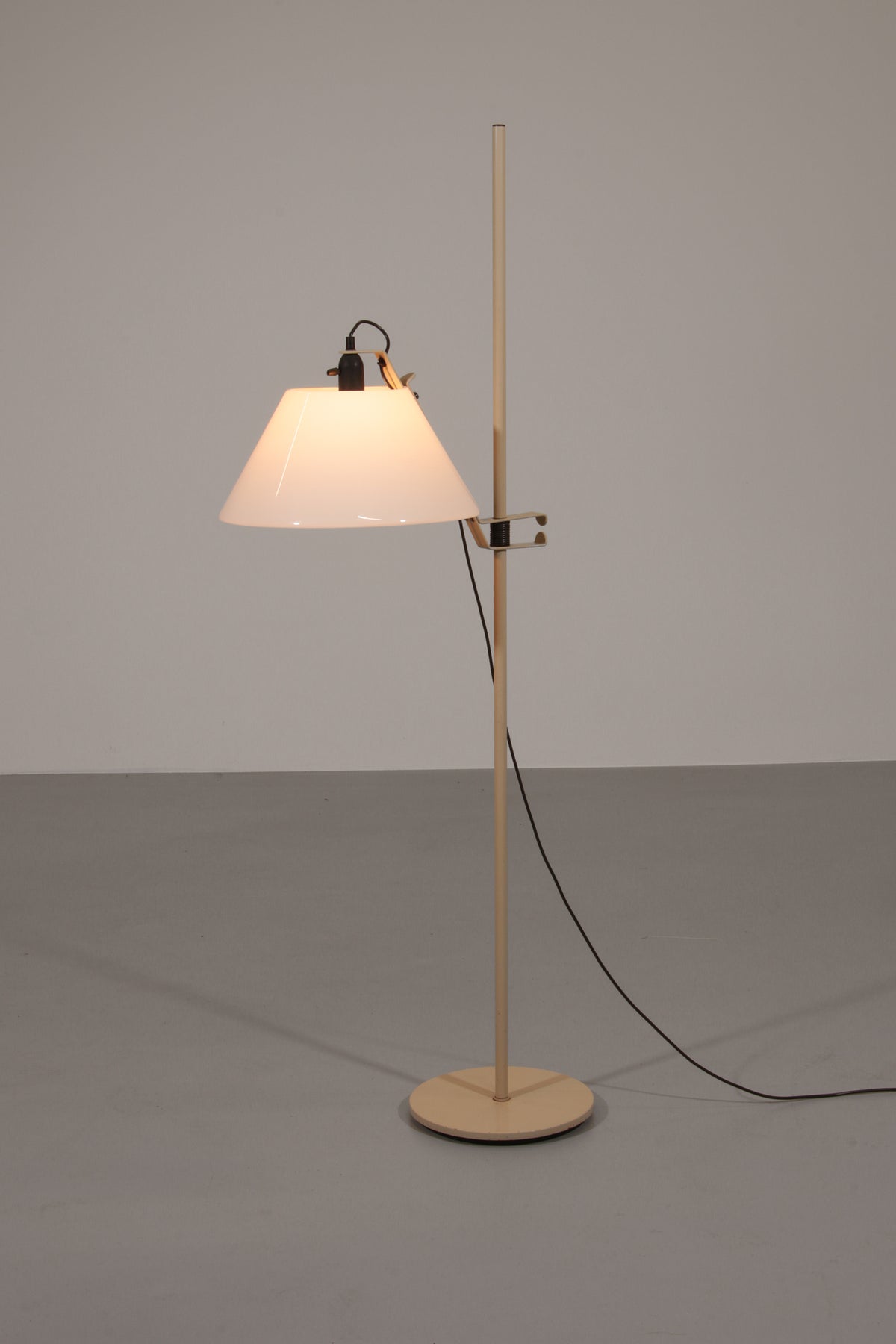 Estel by Studi Blanc, Joan Antoni Blanc design for Metalarte, 80's Spain