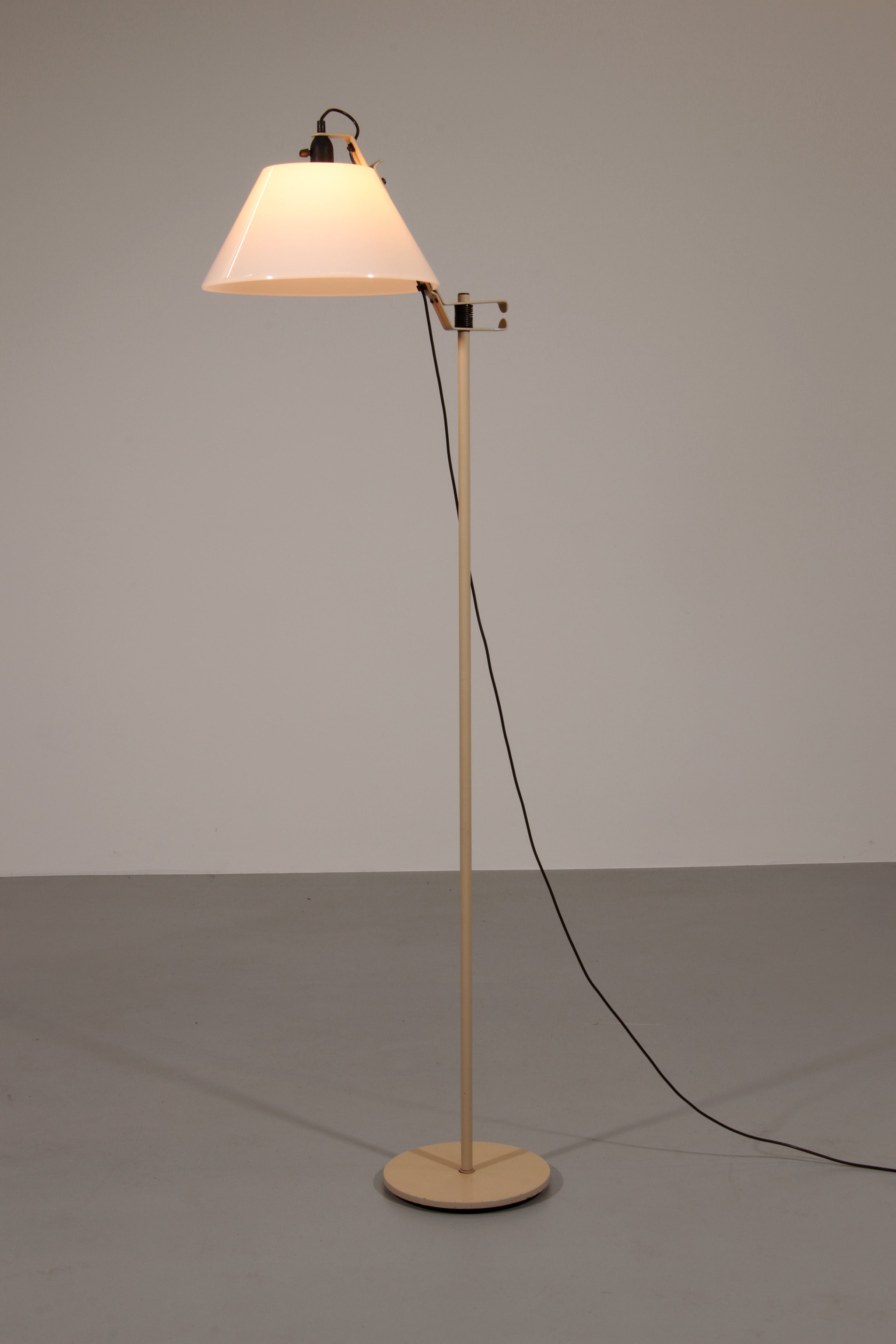 Estel by Studi Blanc, Joan Antoni Blanc design for Metalarte, 80's Spain