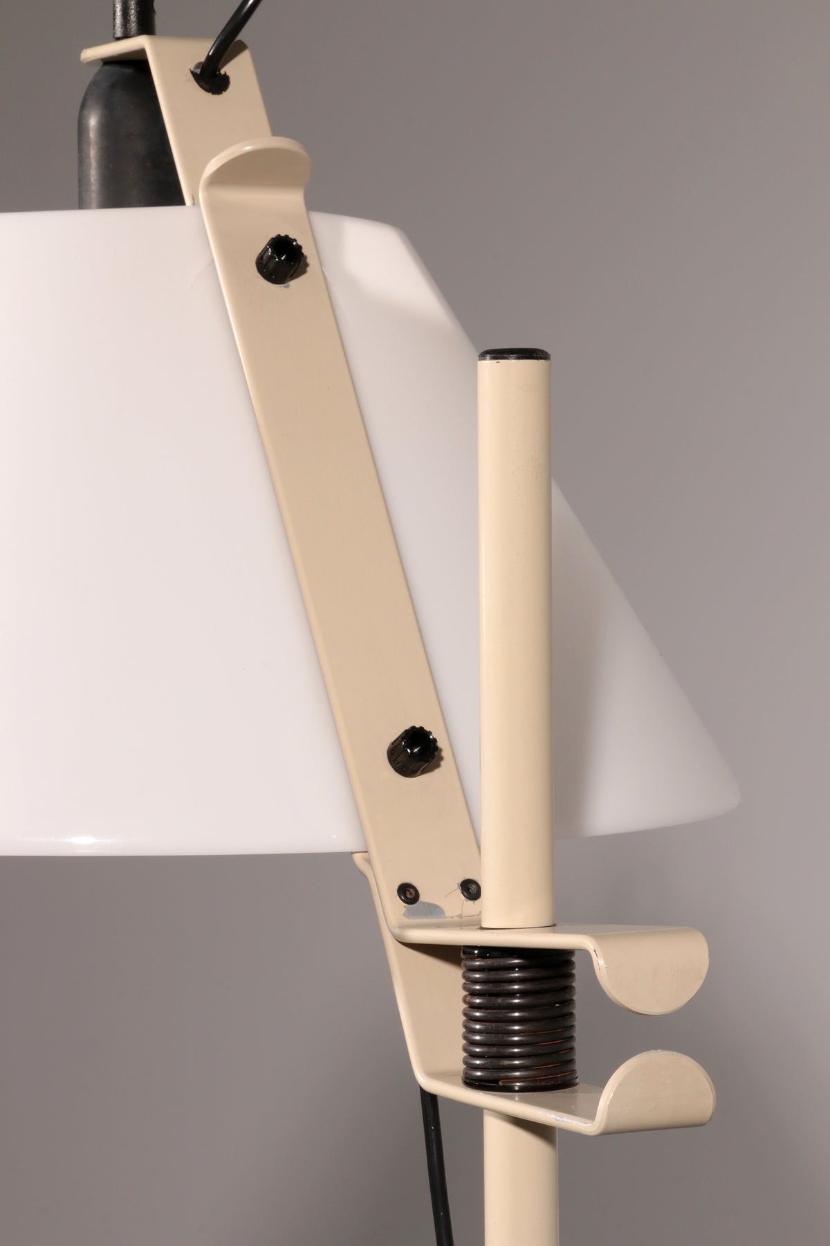 Estel by Studi Blanc, Joan Antoni Blanc design for Metalarte, 80's Spain