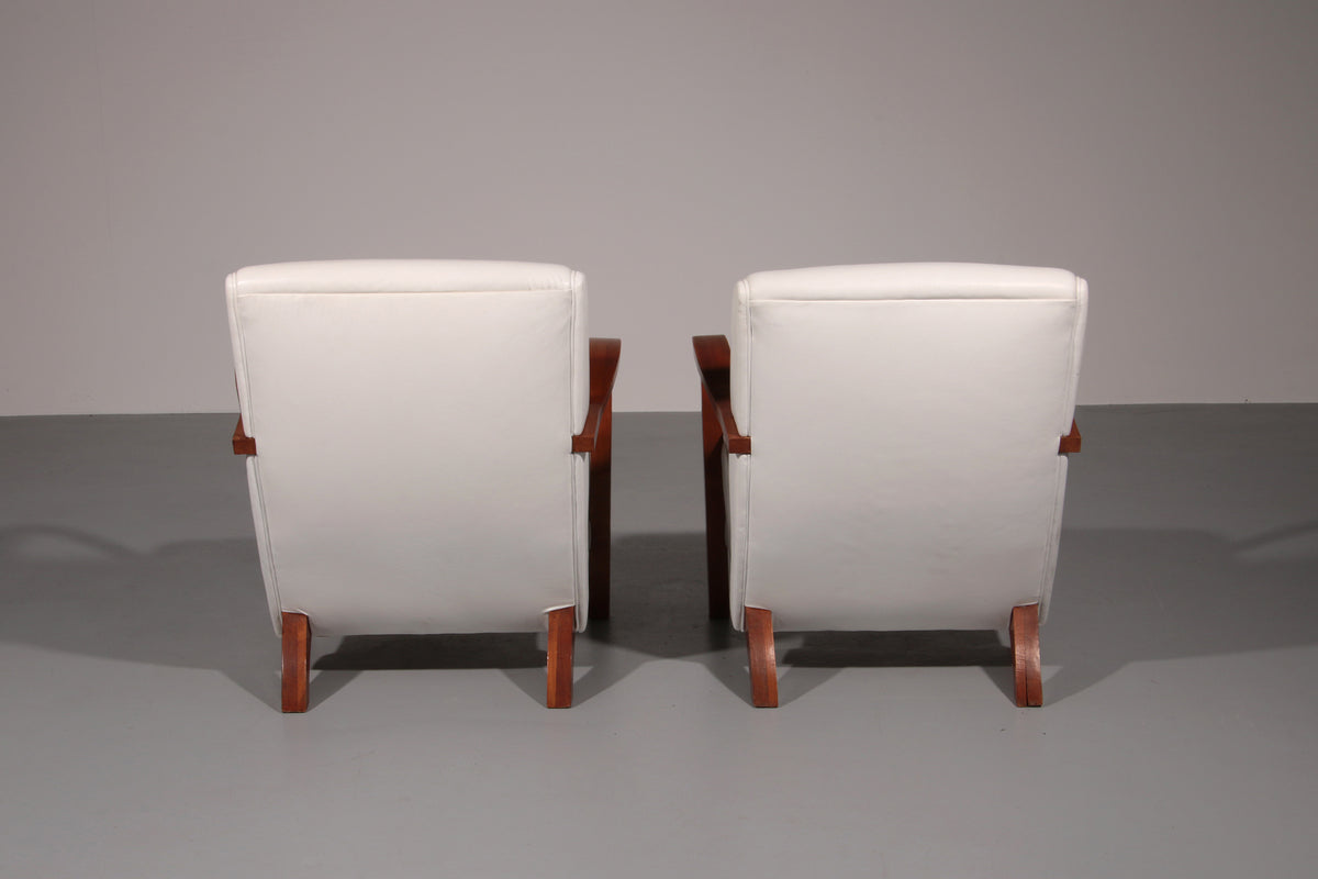950s Art Deco Armchairs – Timeless White Leather Elegance