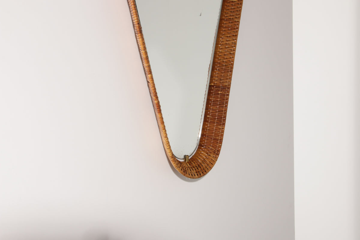 Italian Mid-Century Rattan Wall Mirror – Sculptural 1950s Design with Brass Details