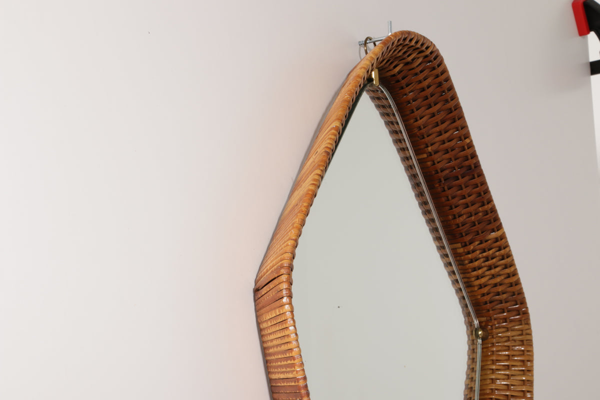 Italian Mid-Century Rattan Wall Mirror – Sculptural 1950s Design with Brass Details
