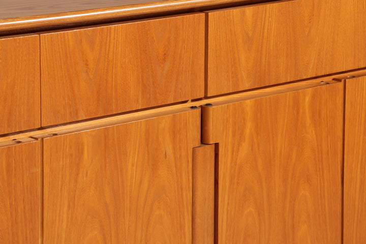  Italiaans dressoir “Il Cerniera” van Silvana Arcelli Montanari voor Tonelli (