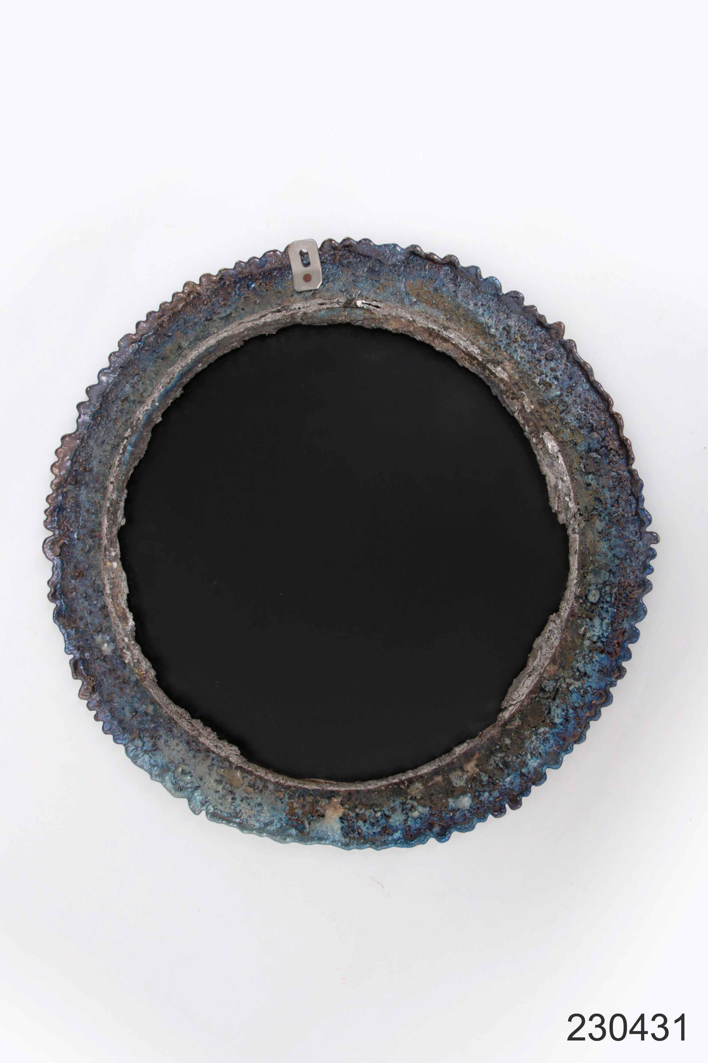 Brutalistische stoere Wandspiegel met emaille op metaal jaren70.