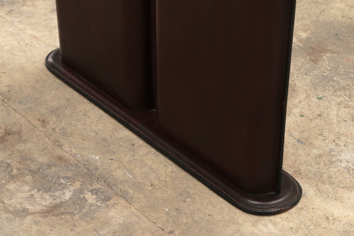 Tito Agnoli voor Matteo Grassi lederen eettafel en zes stoelen