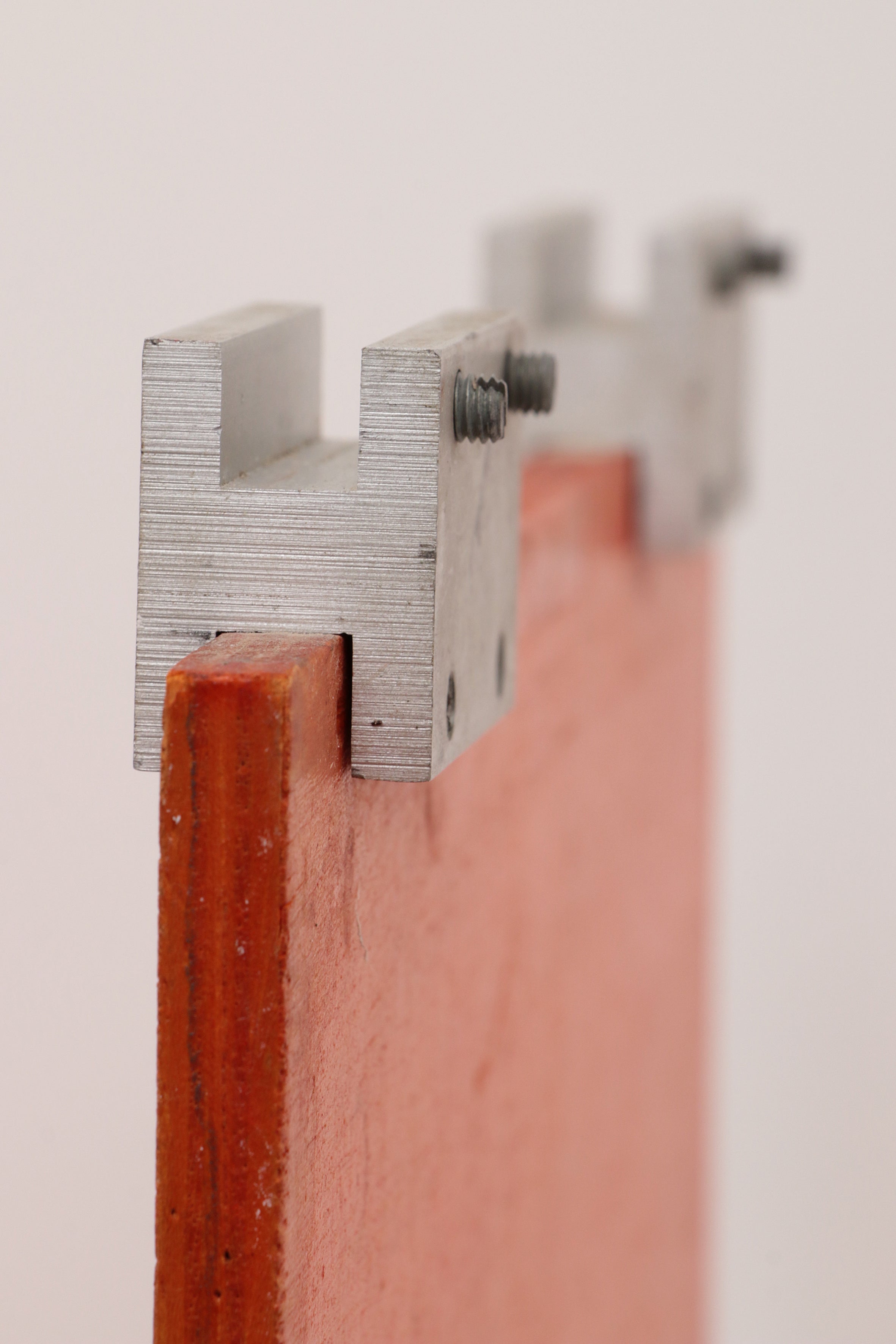 Modulare Frans Wandmeubel oranje gemaakt in de jaren60s.