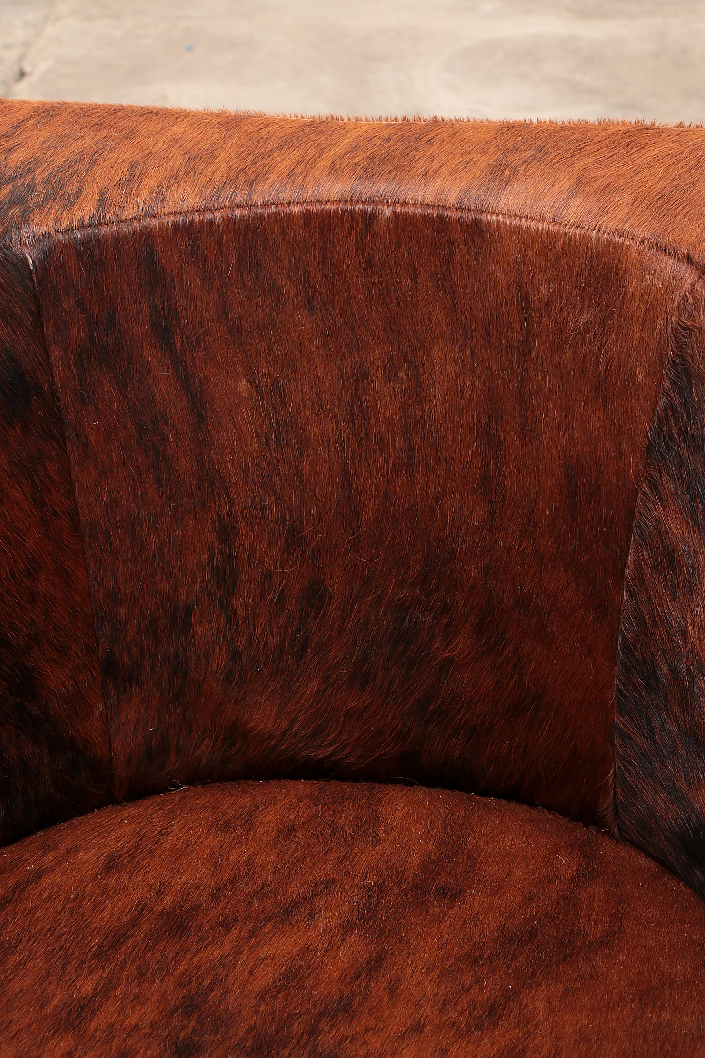 Vintage set van twee koeienhuid fauteuils,1970.