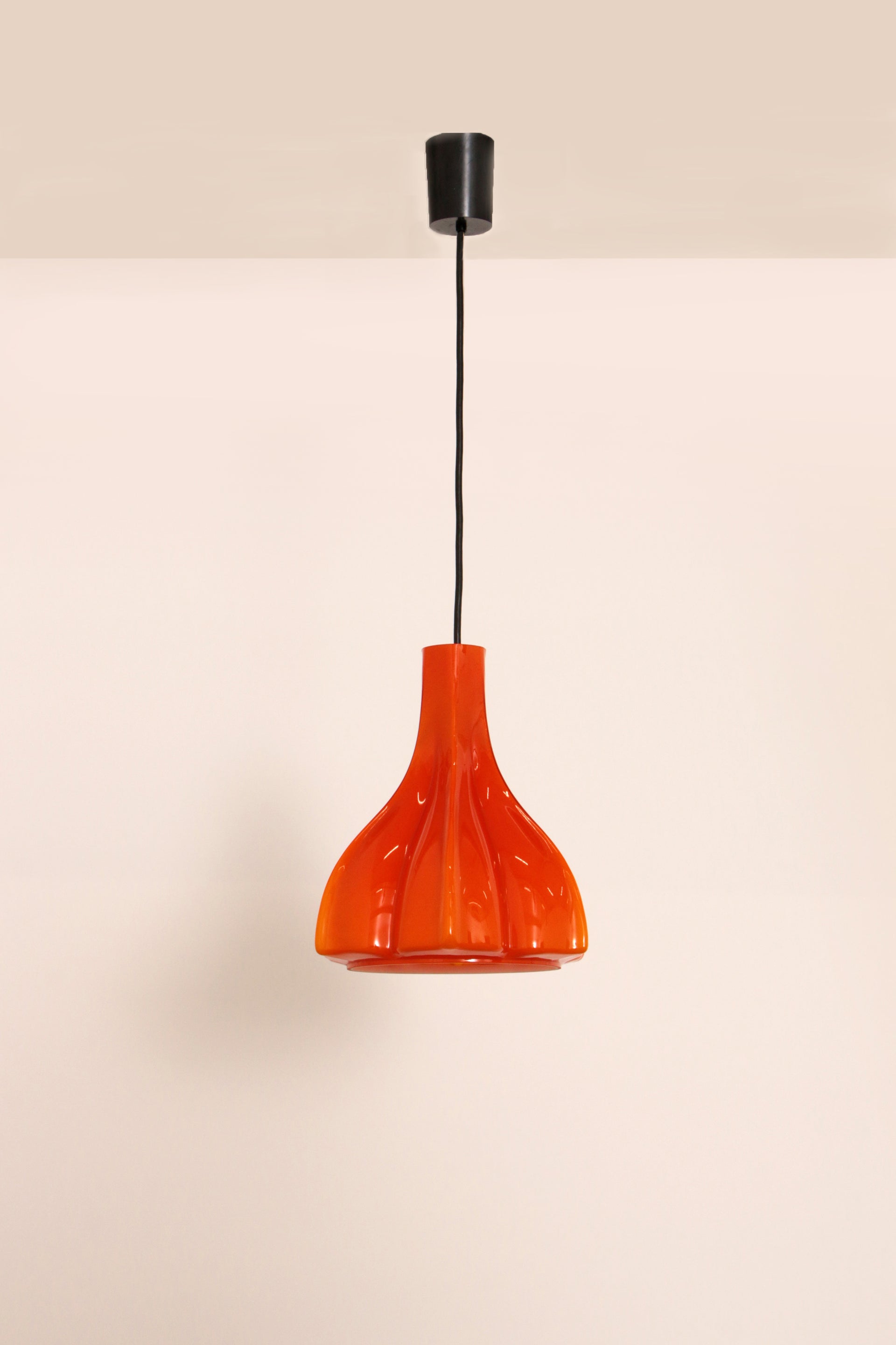 Vintage Oranje Glazen Hanglamp Van Peill En Putzler 1960